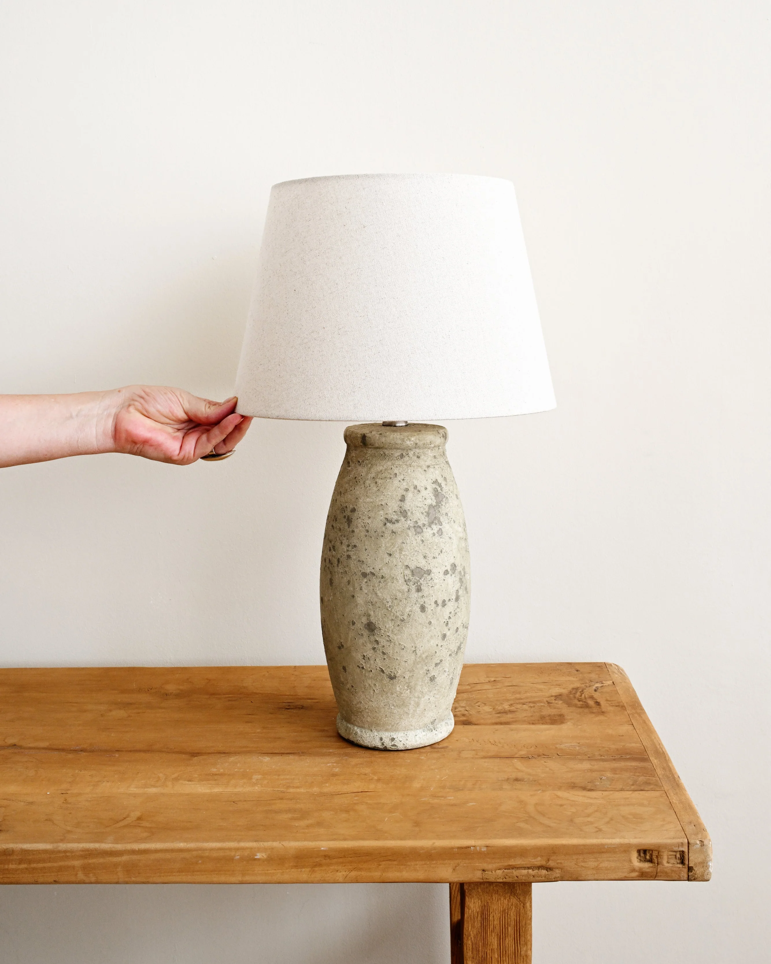 Arlo Table Lamp