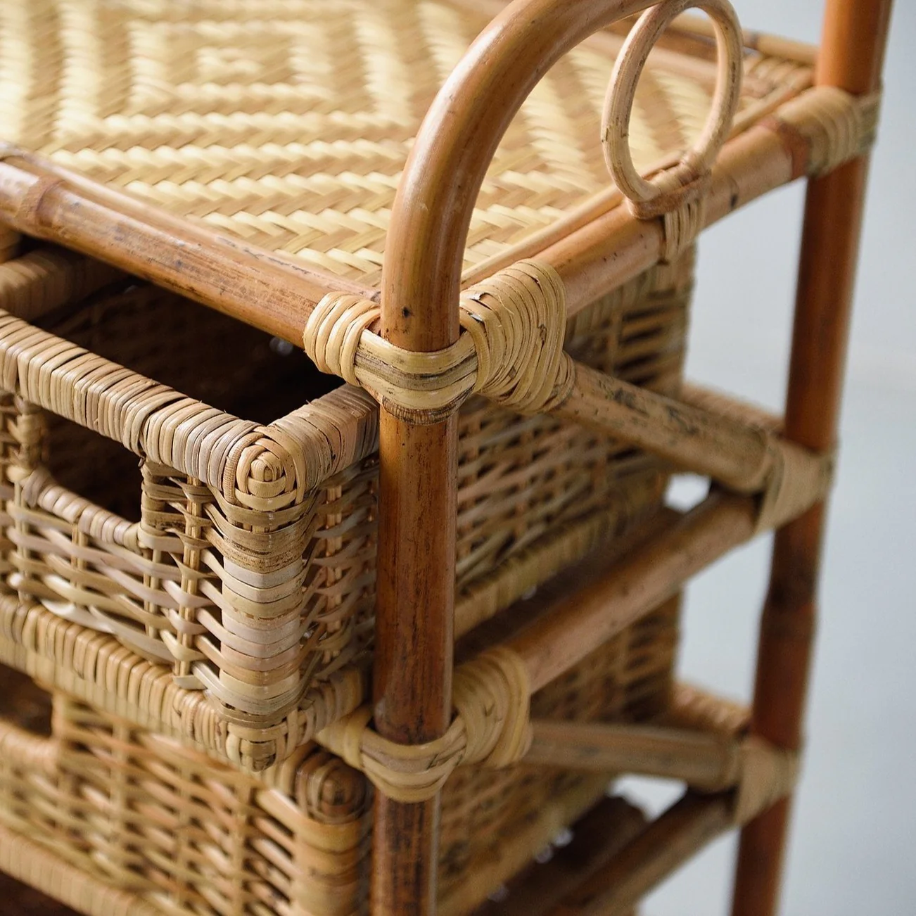 Bungalow Rattan 4+2 Drawers Cabinet - Image 4
