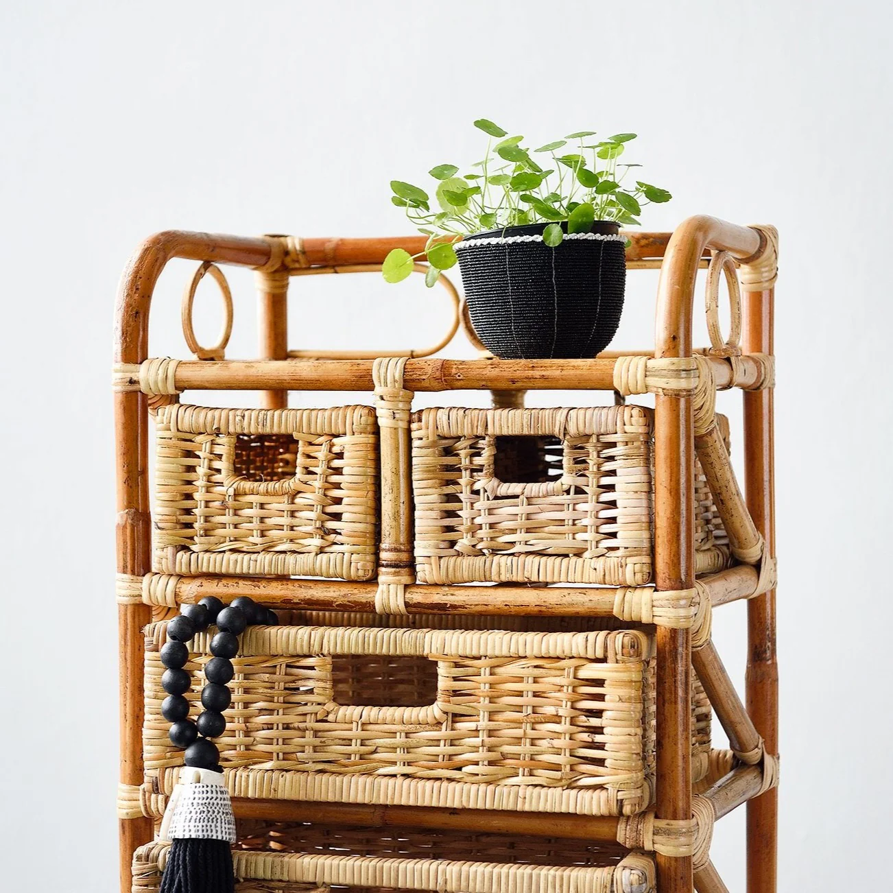 Bungalow Rattan 4+2 Drawers Cabinet - Image 6