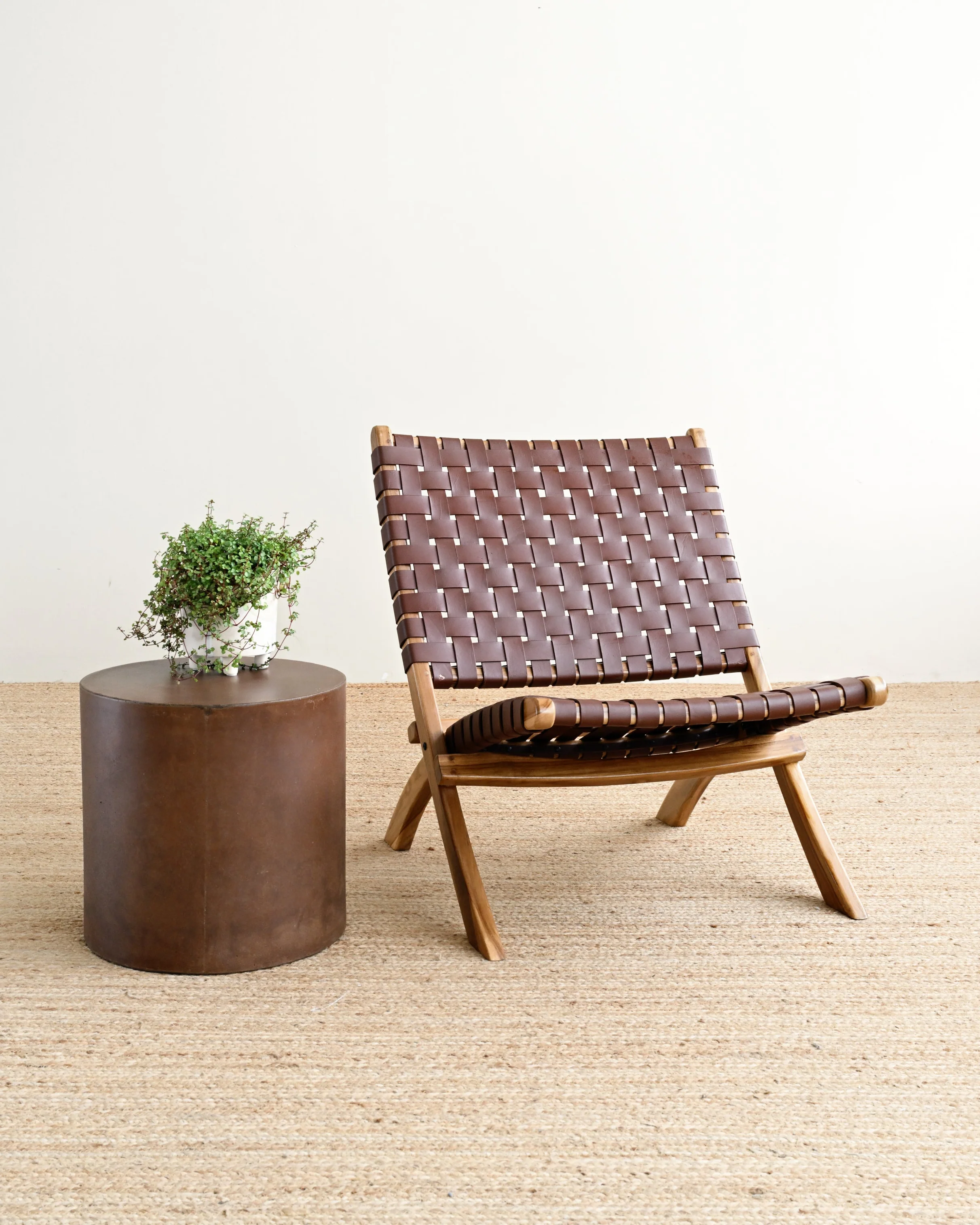 Catania Leather Folding Chair - Cognac - Image 5