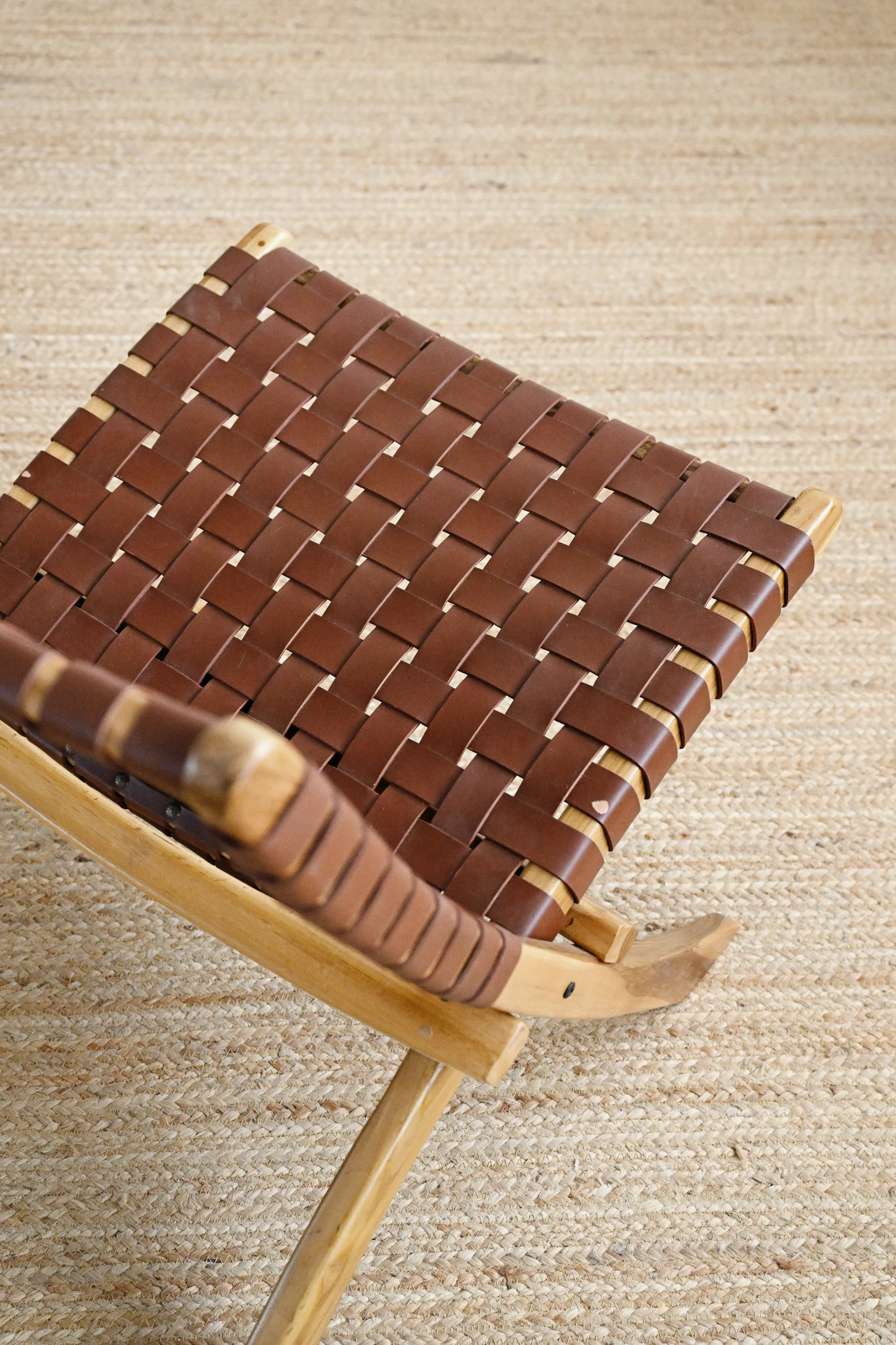 Catania Leather Folding Chair - Cognac - Image 7