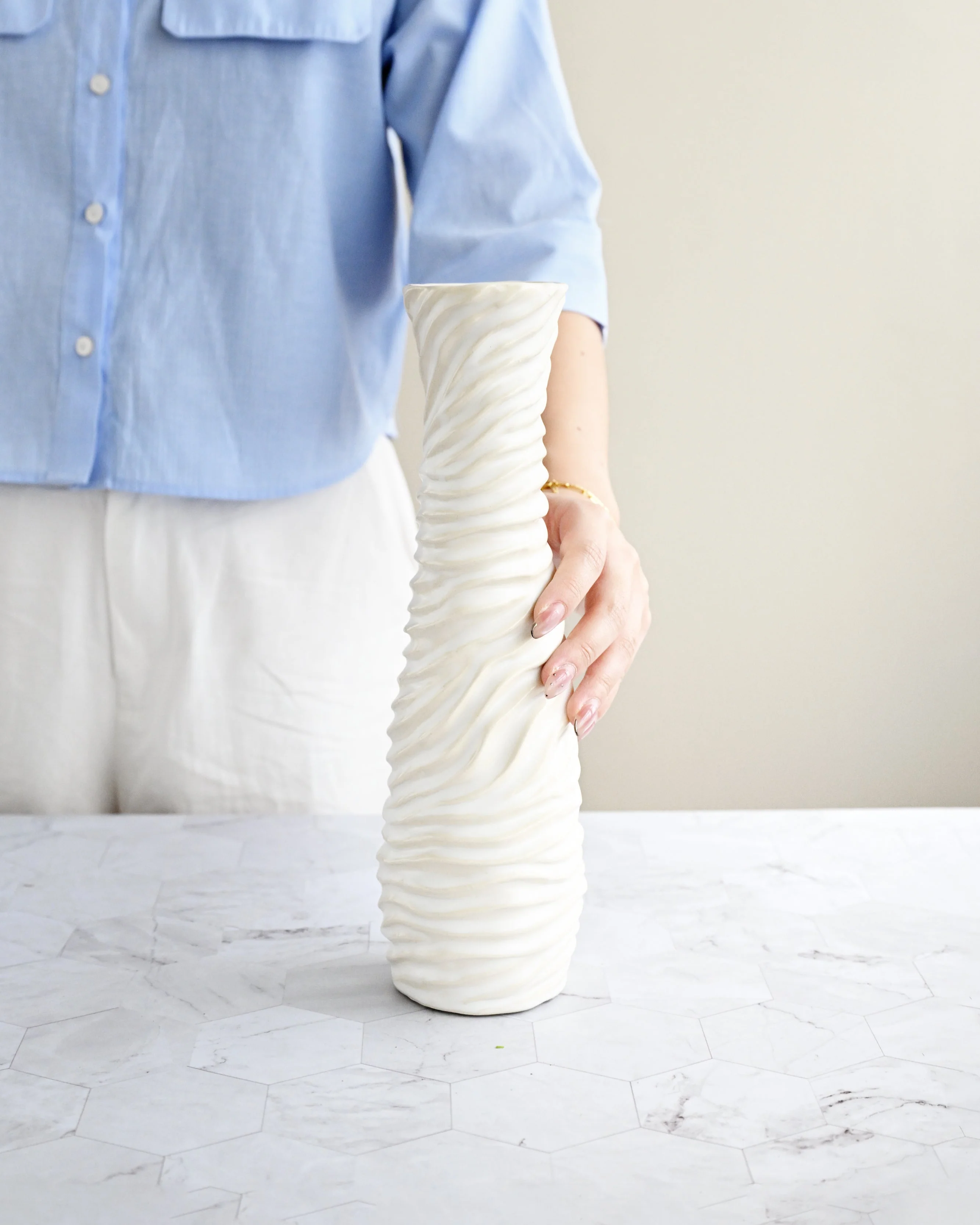 Damien Vase