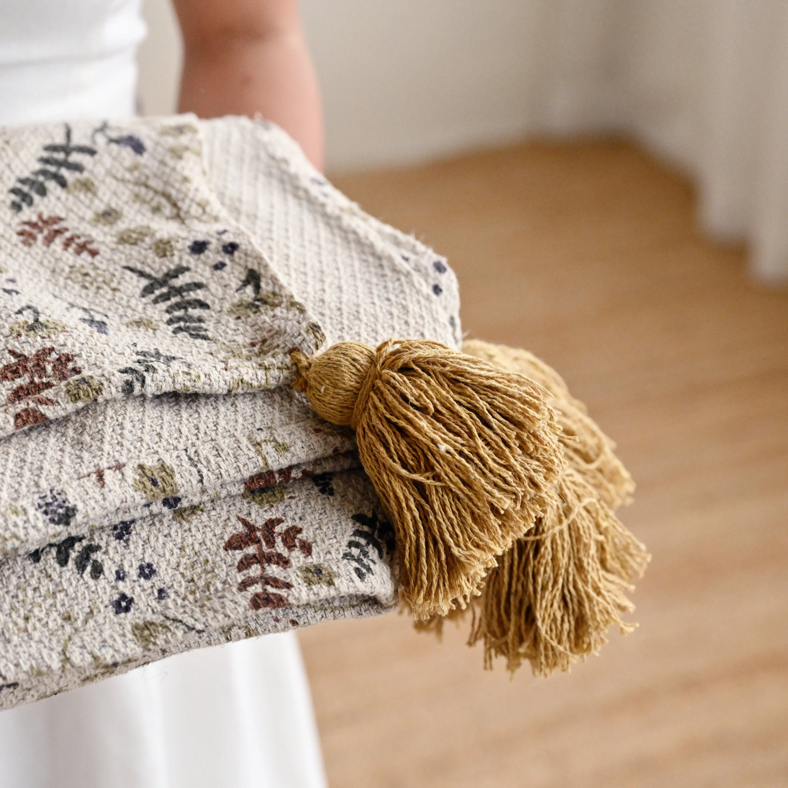 Filipa Throw - Image 2
