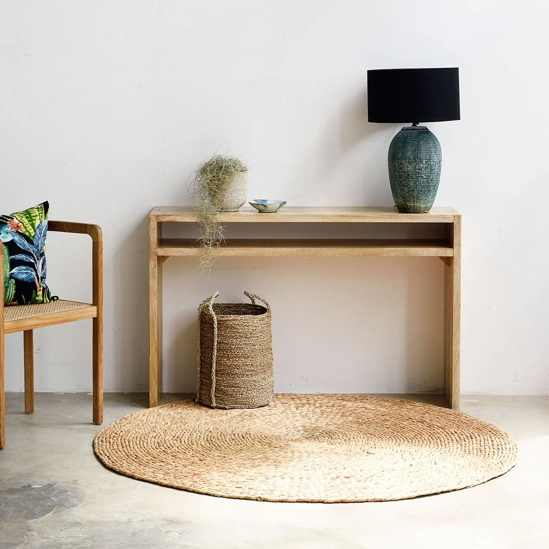 Flores Console - Image 3