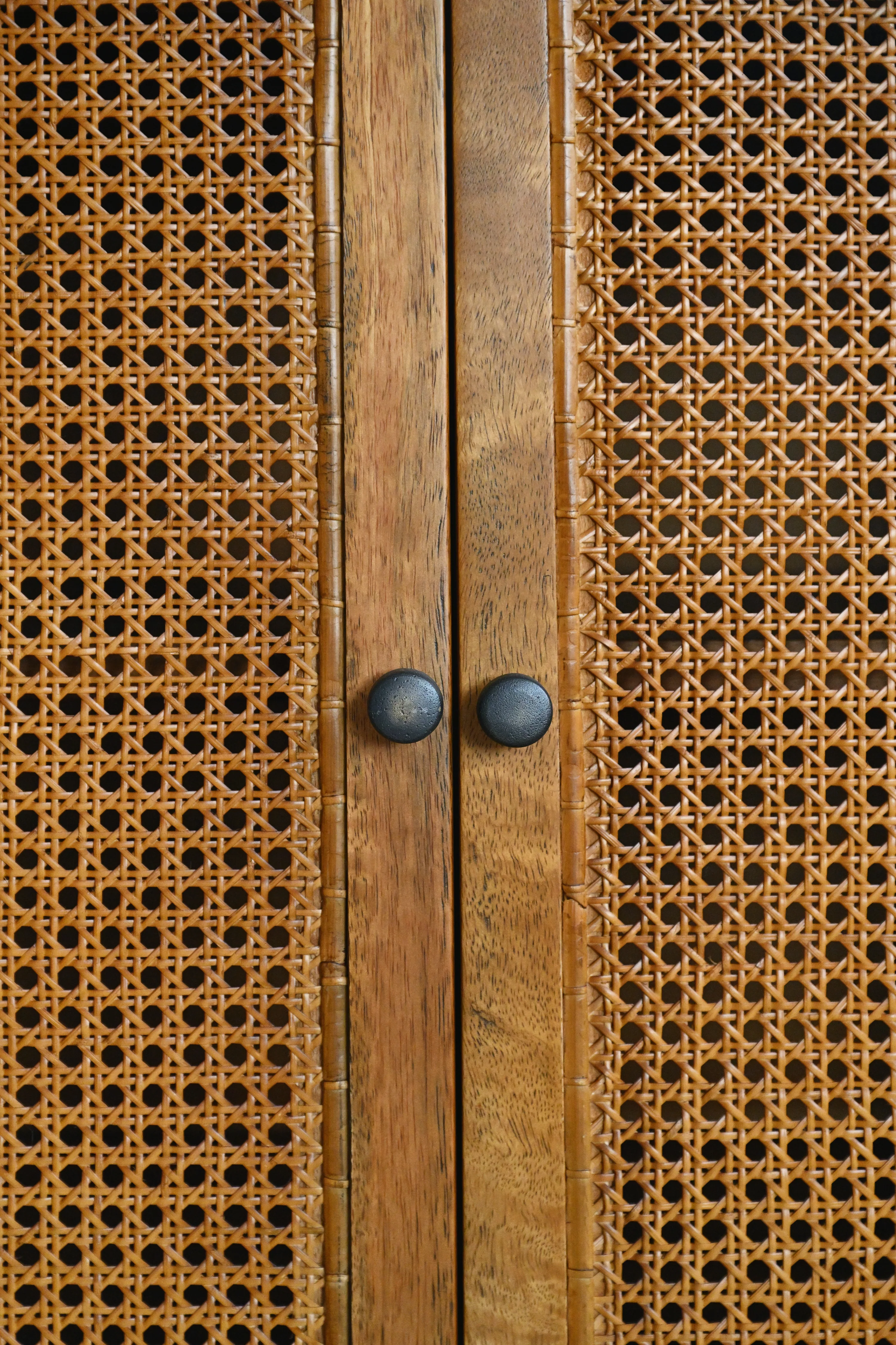 Gili 4 Door Sideboard - Tallow - Image 6