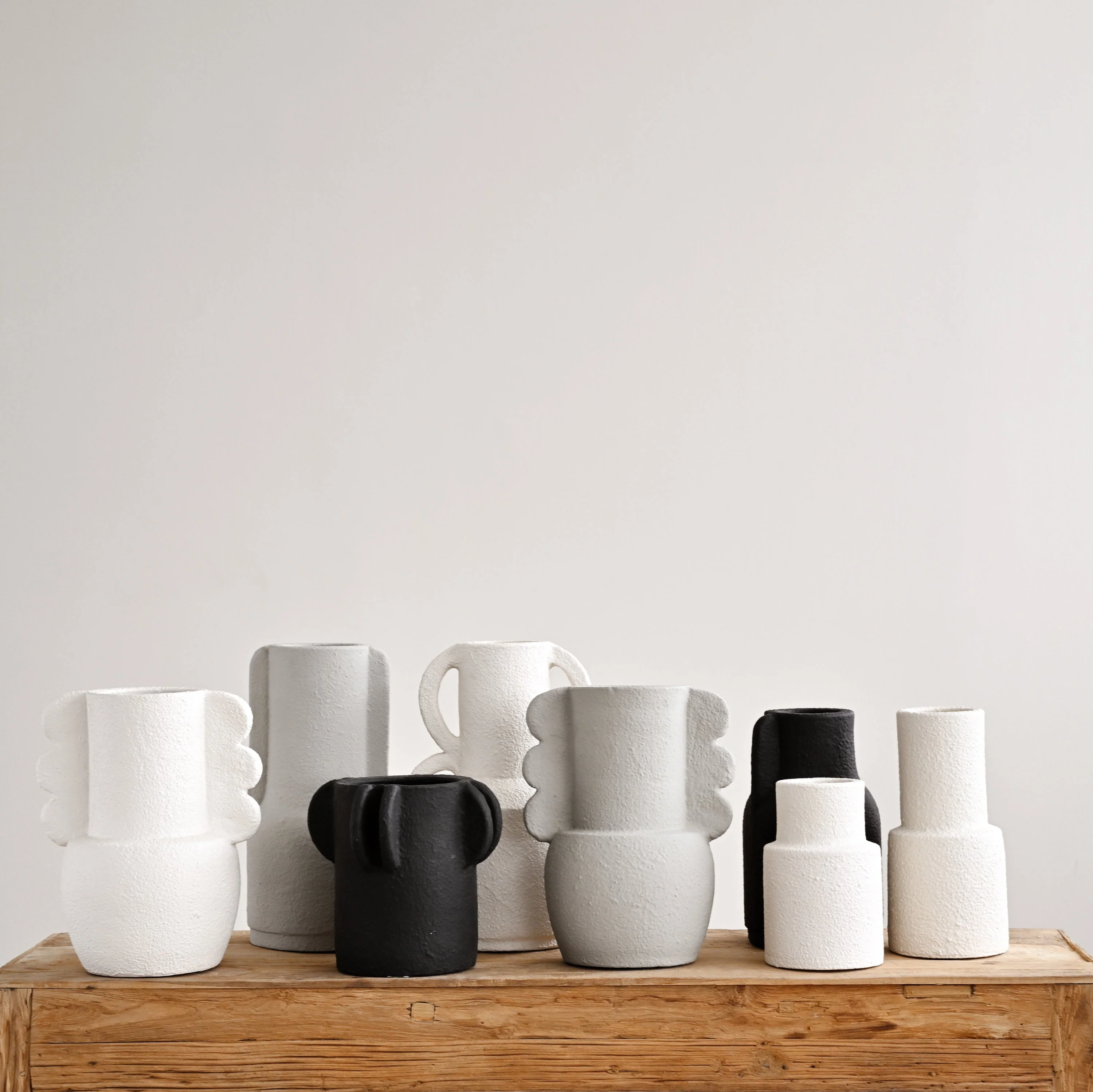 Grey Heras Vase - Image 2