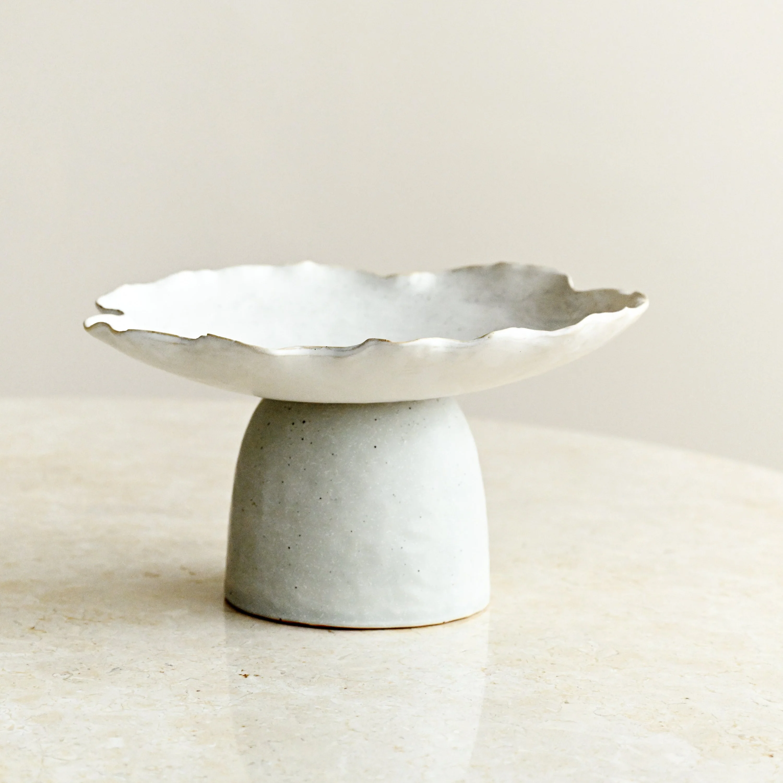 Inlet Large Footed Plate - 30cm - Image 2
