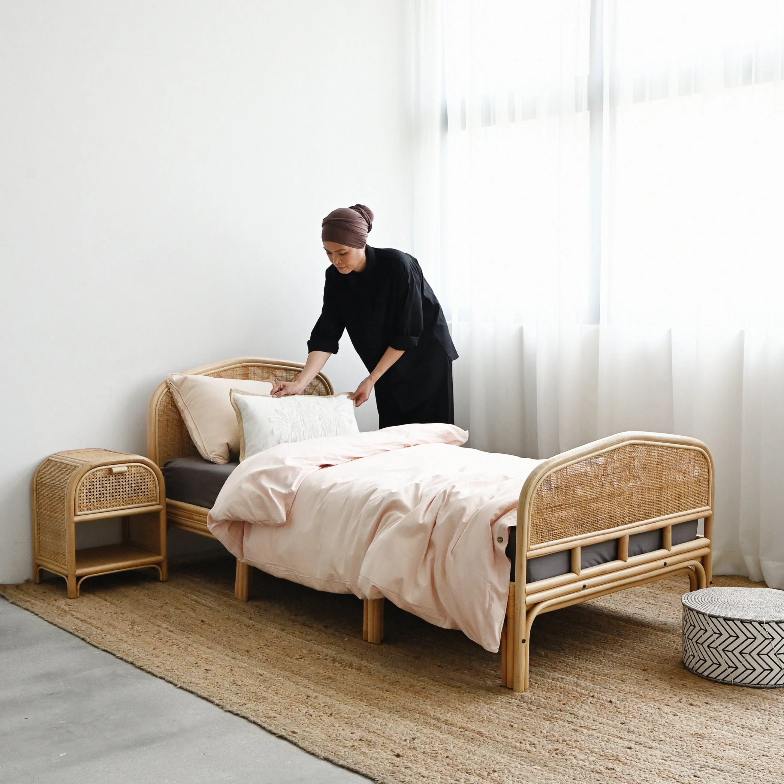 Rattan Junior Bed - Image 2