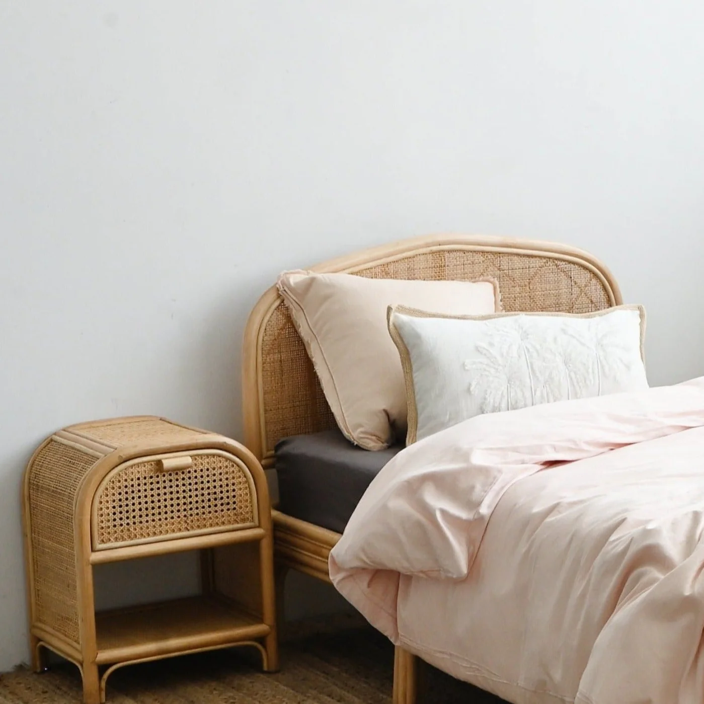 Isola Bedside Table - Image 6