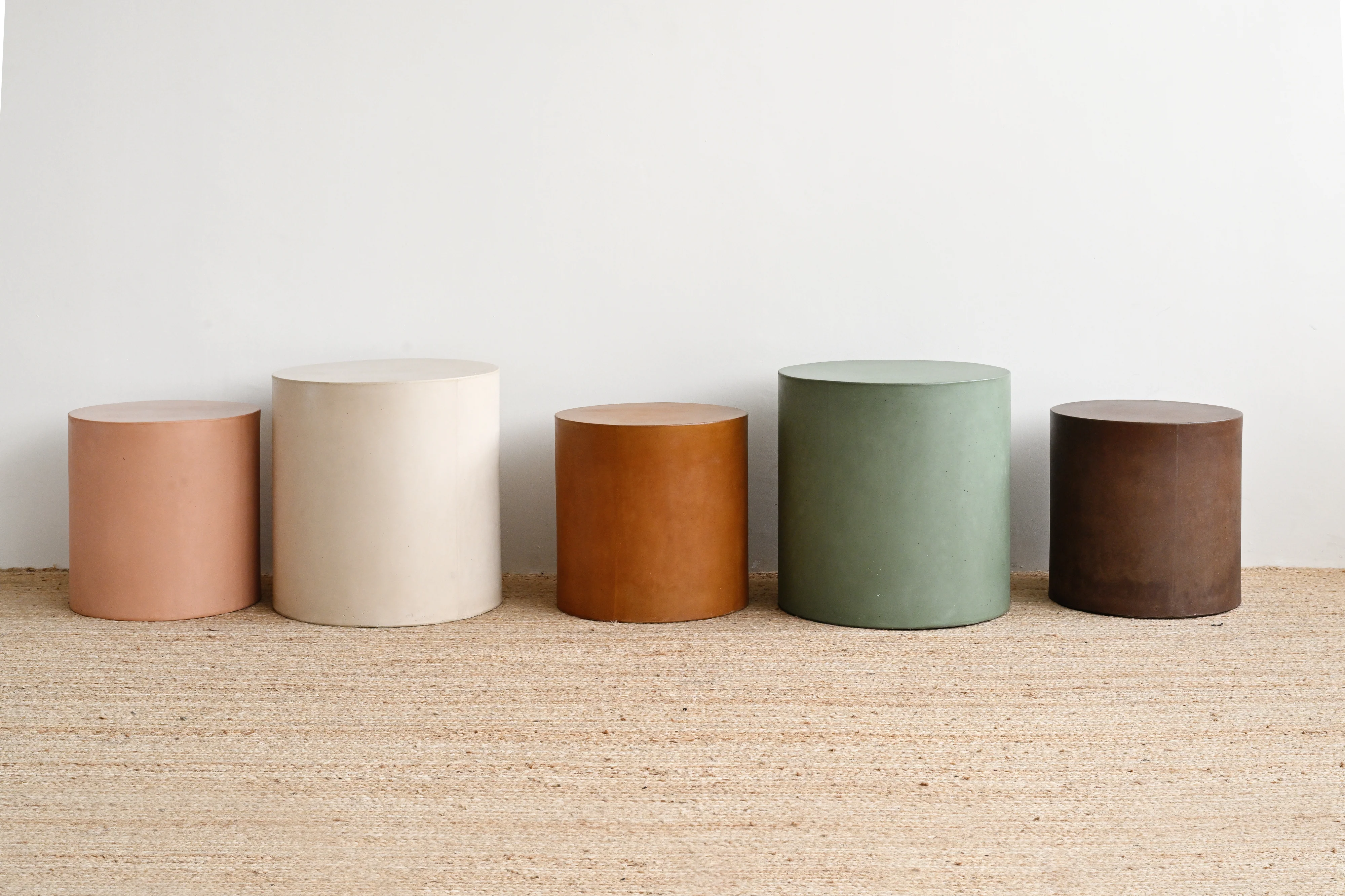 Ito Concrete Side Table - Beige - Image 8