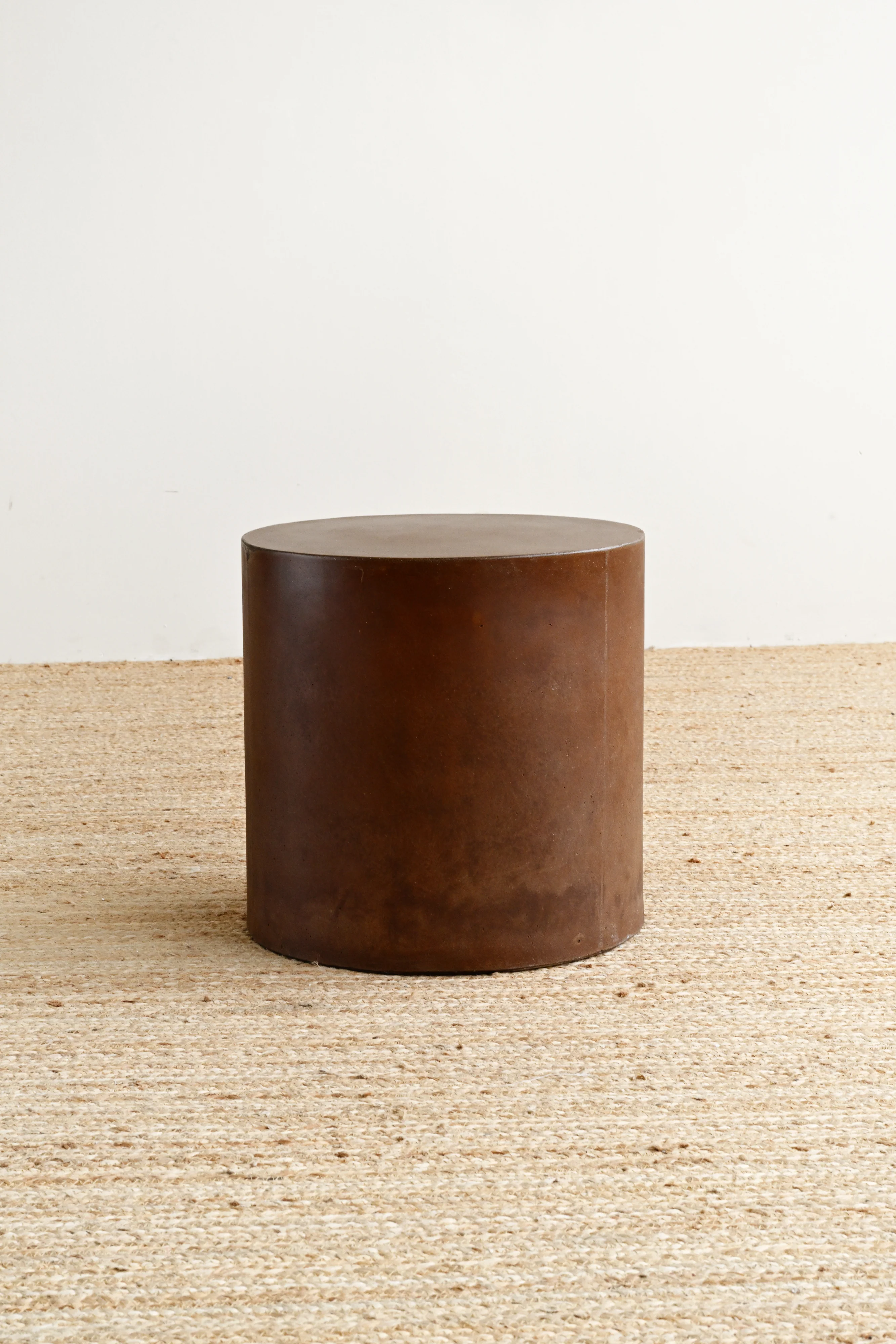 Ito Concrete Side Table - Coffee - Image 7