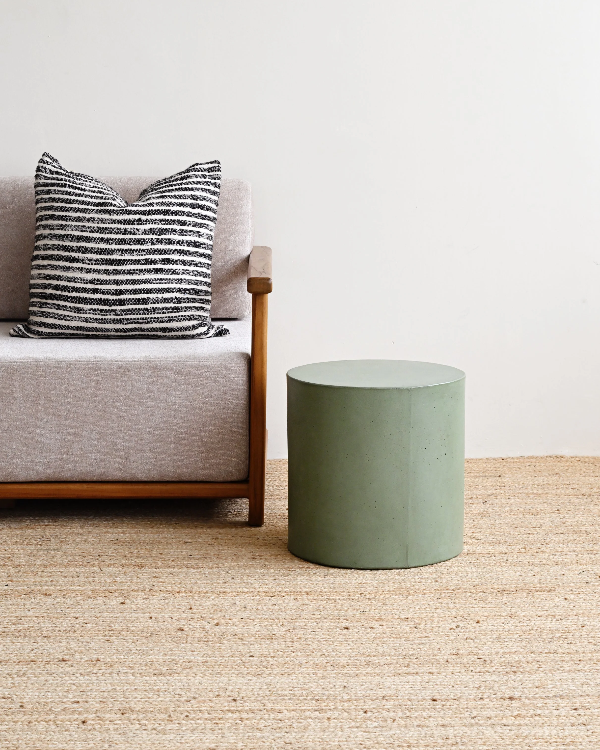 Ito Concrete Side Table - Olive Green - Image 4