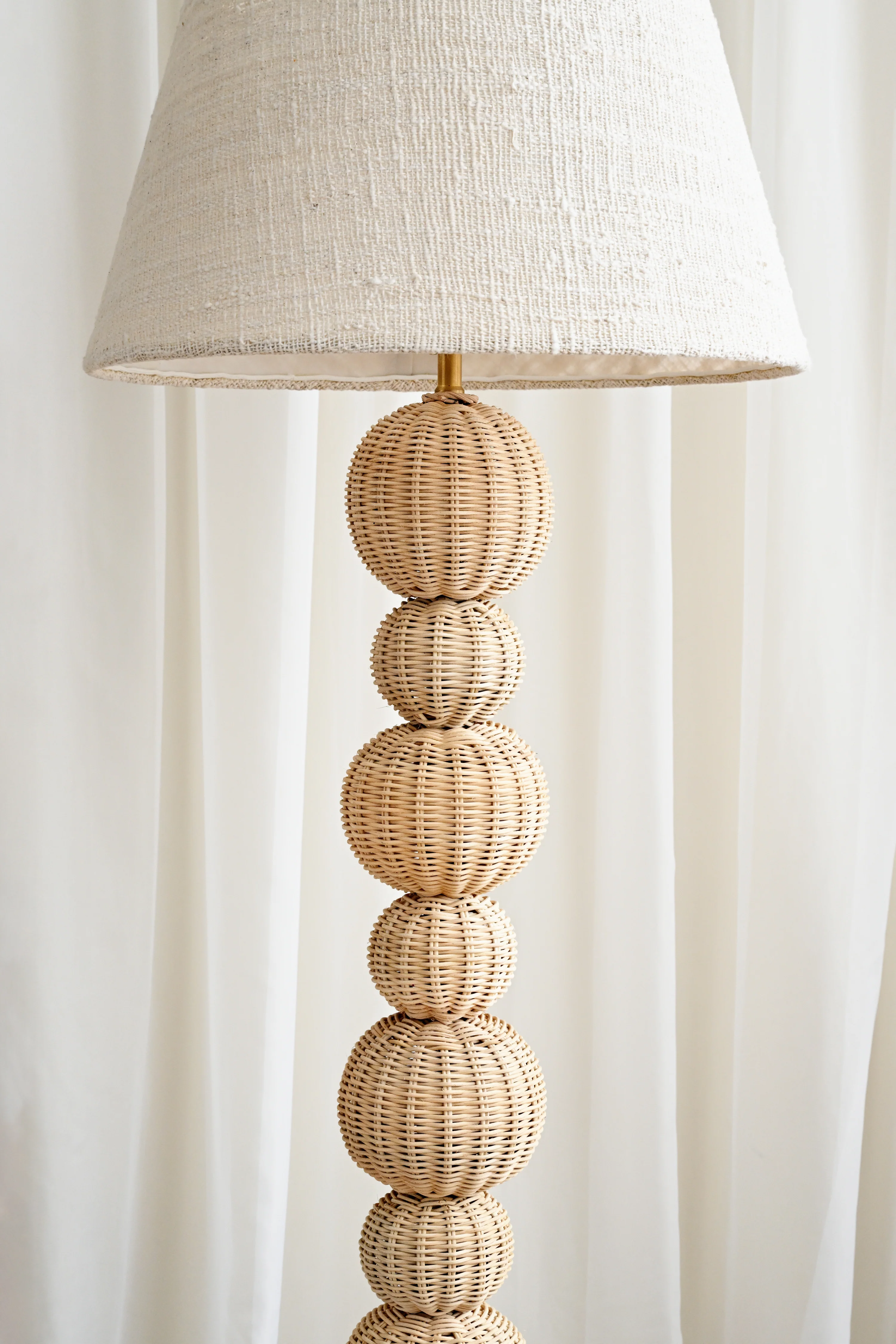 Jaimie Rattan Standing Lamp - Image 4
