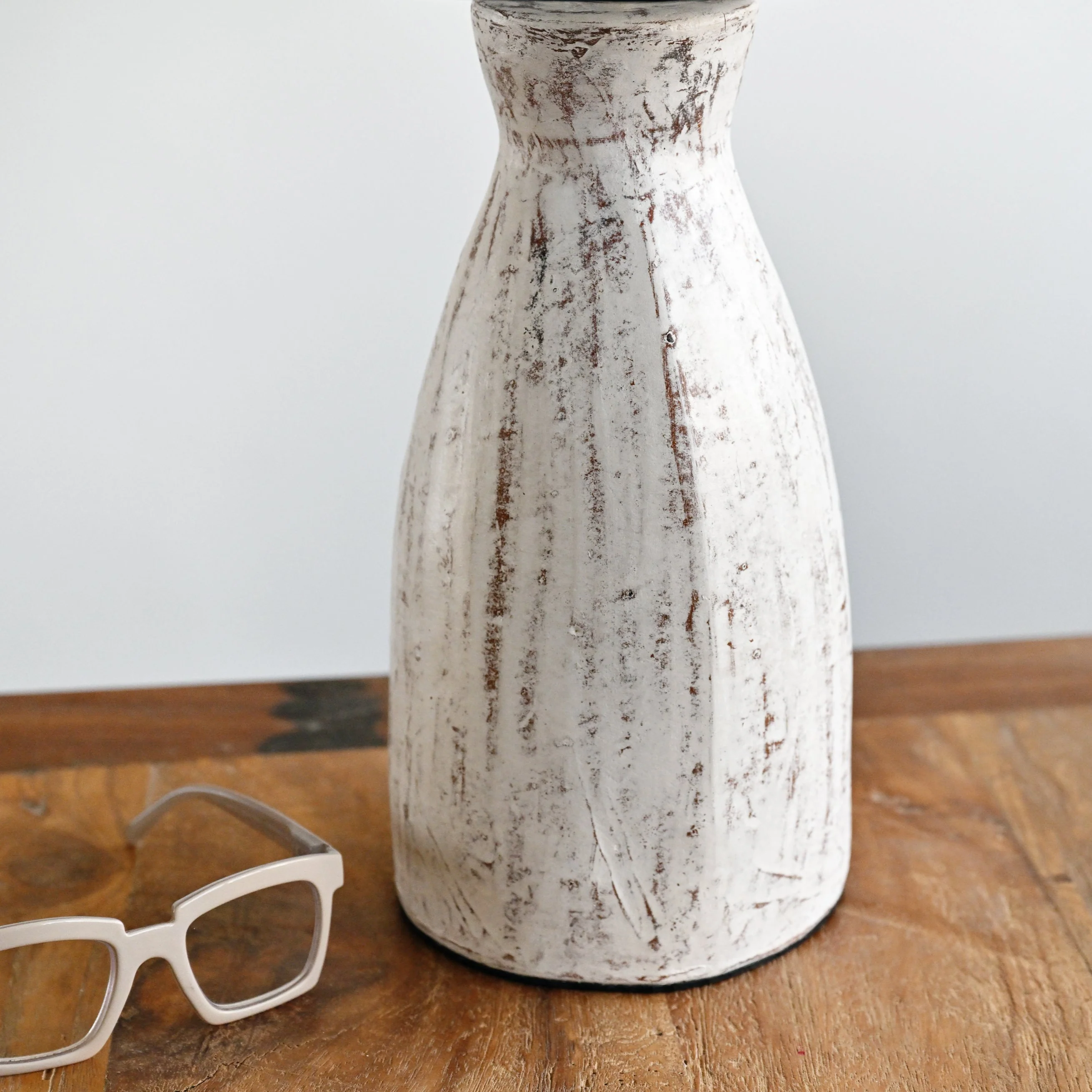 White Wash Java Lamp - Image 10