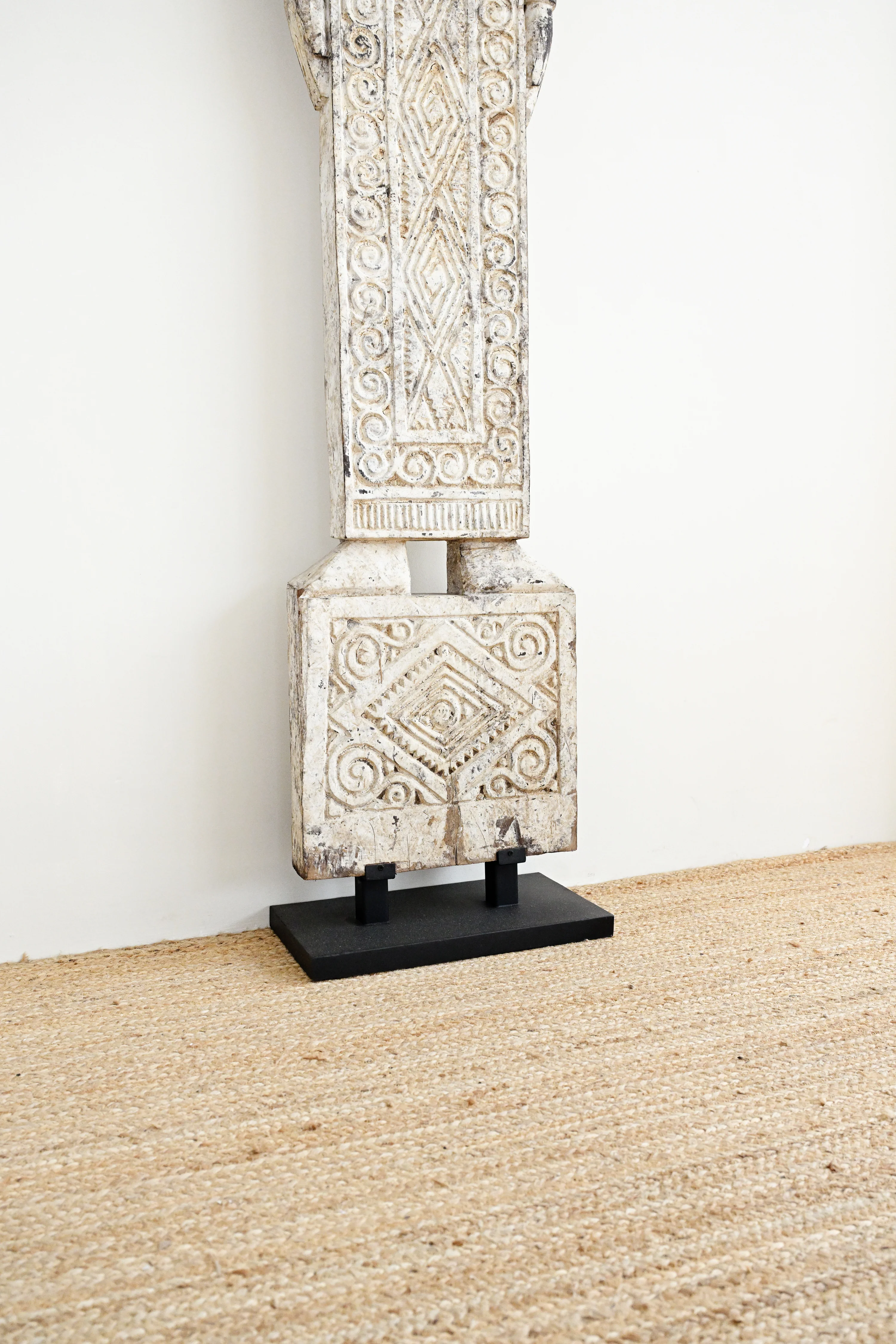 KR Curated Tall Tribal Standing Statue with Stand - Image 3
