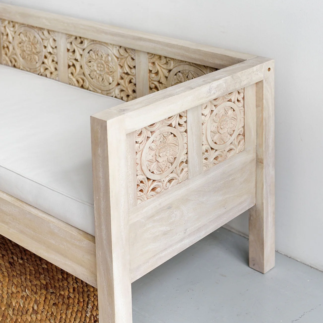 Kuno Carved Daybed - Image 7