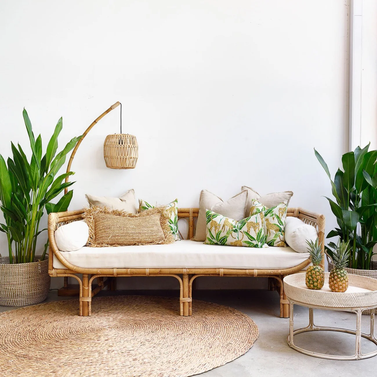 Large Aliki Daybed - Image 9
