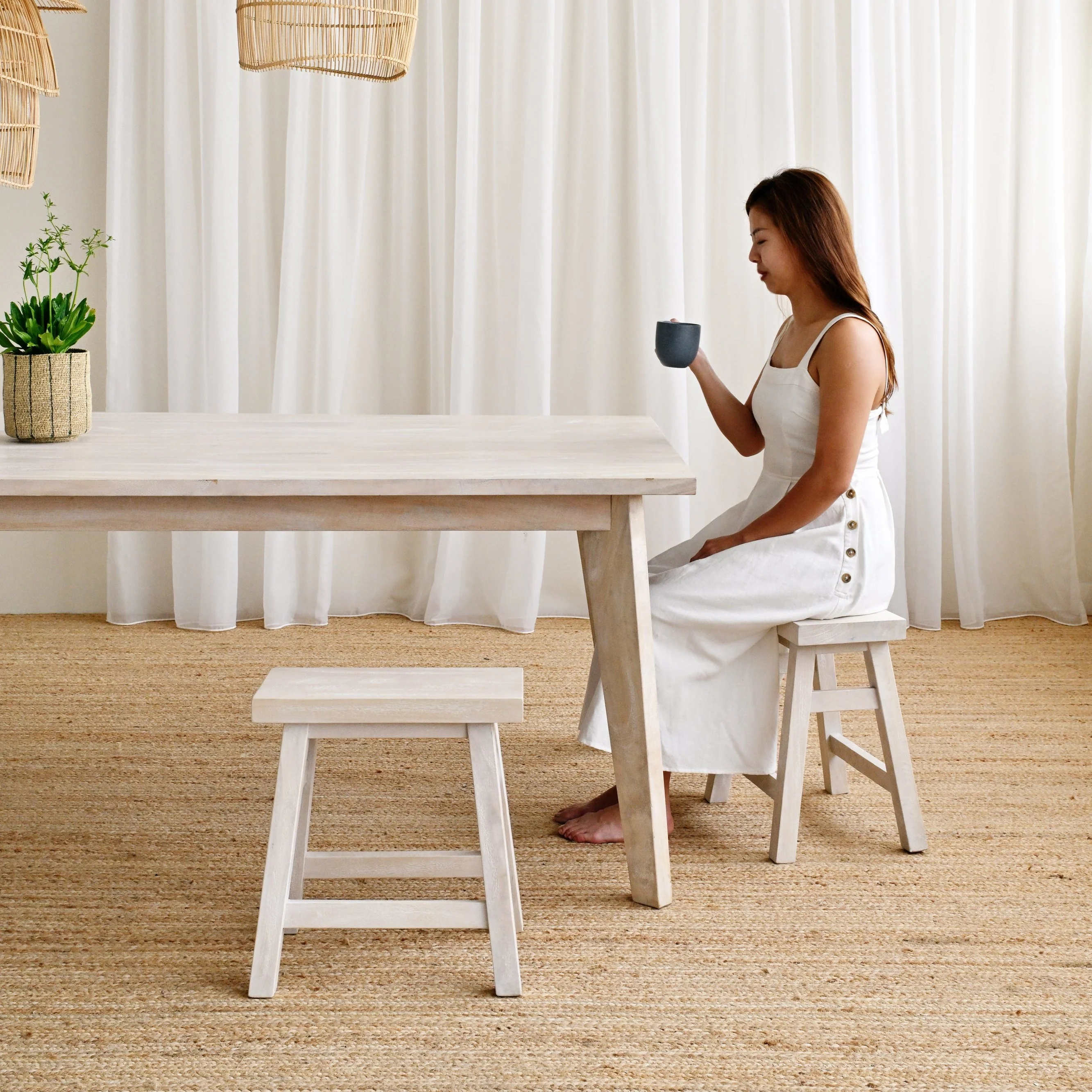 Lowanu Stool - Image 4