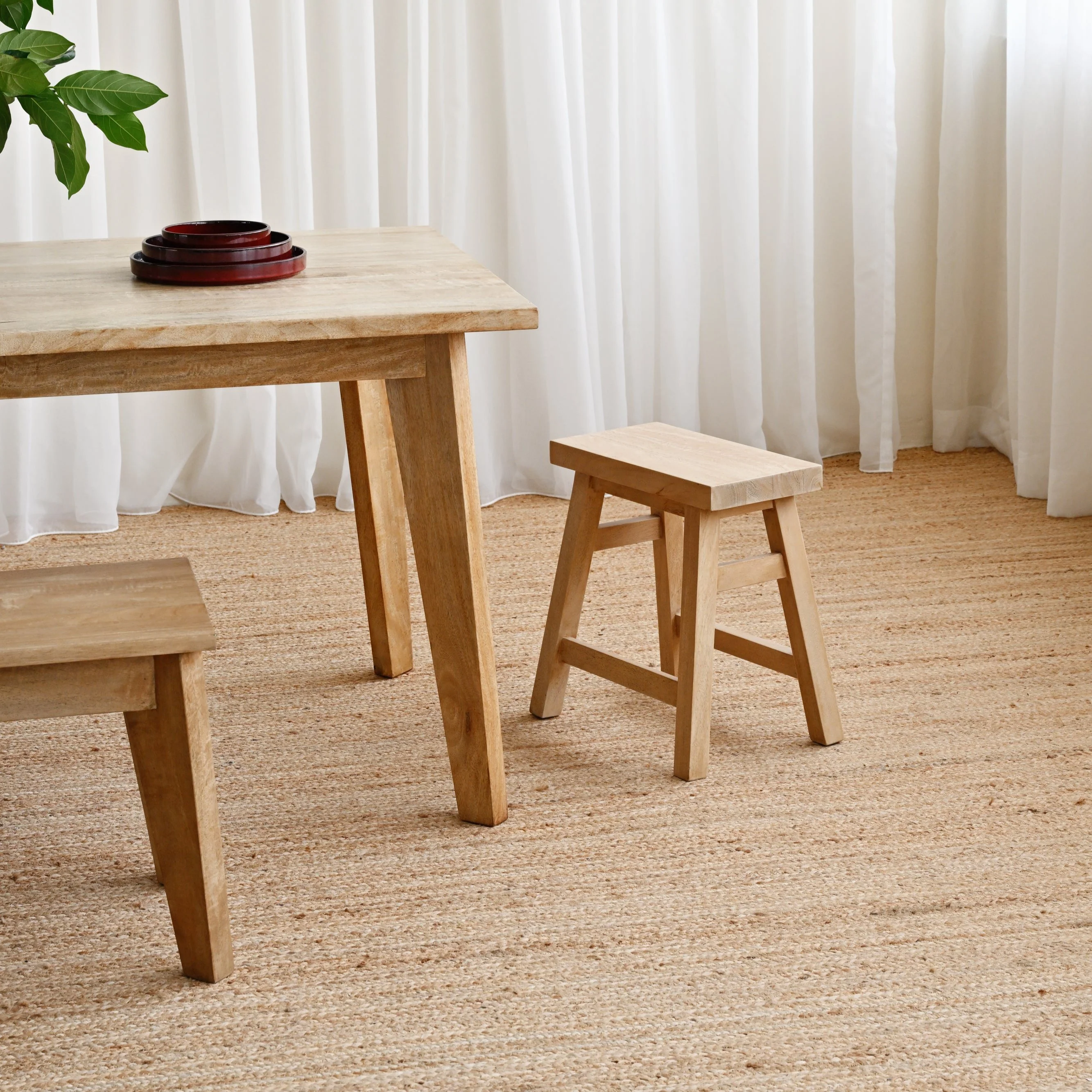 Lowanu Stool - Image 6