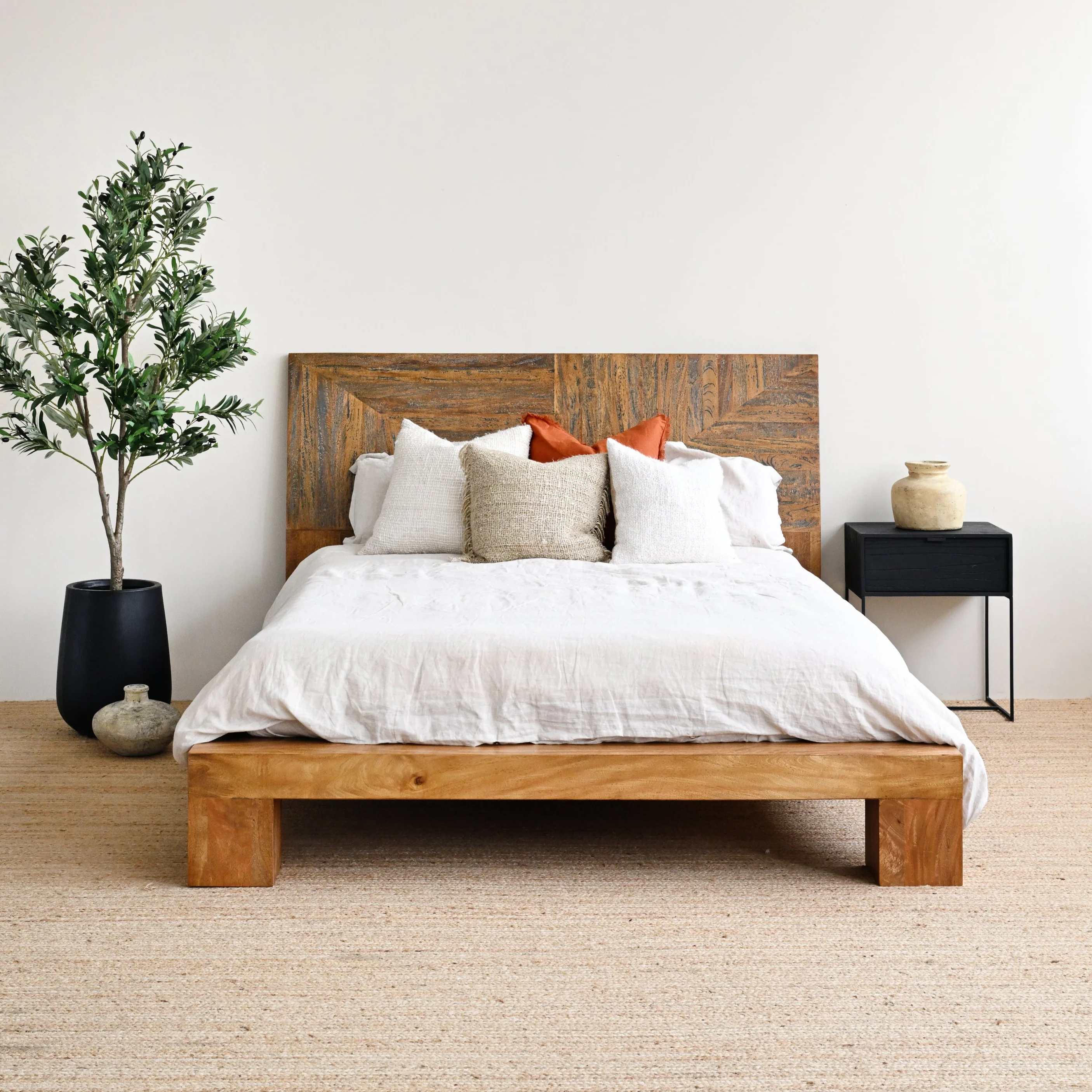 Madura Bed - Midnight Indigo - Image 3