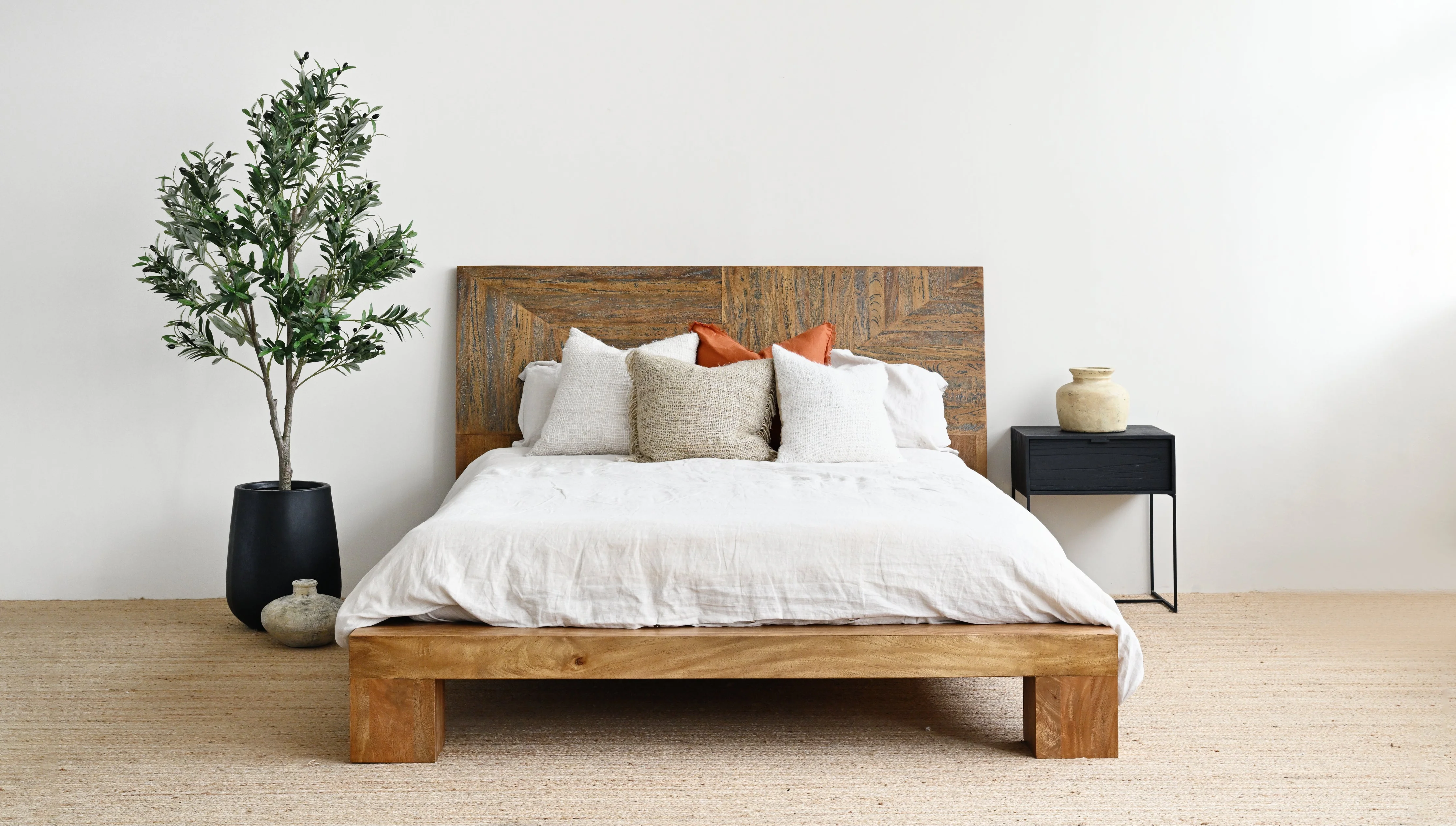 Madura Bed - Midnight Indigo - Image 6