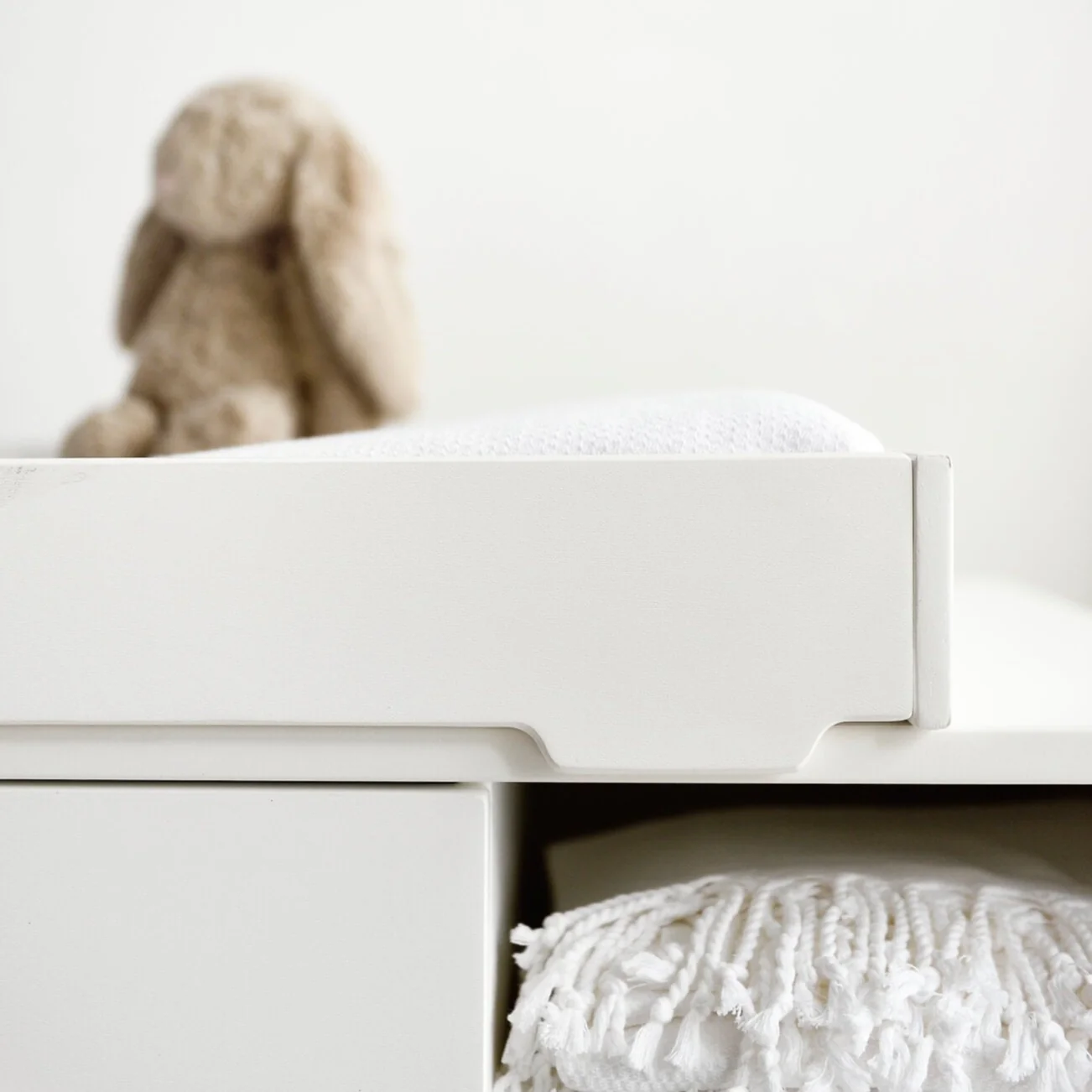 Marelia Chest of Drawers - White - Image 14