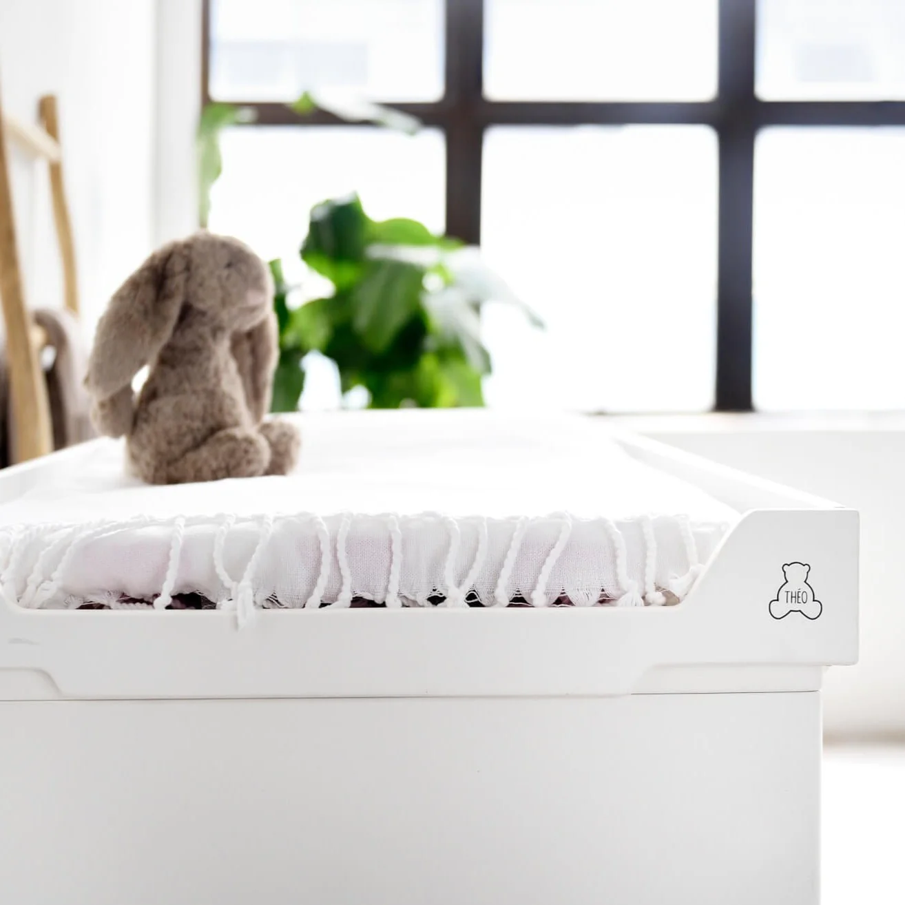 Marelia Chest of Drawers - White - Image 7