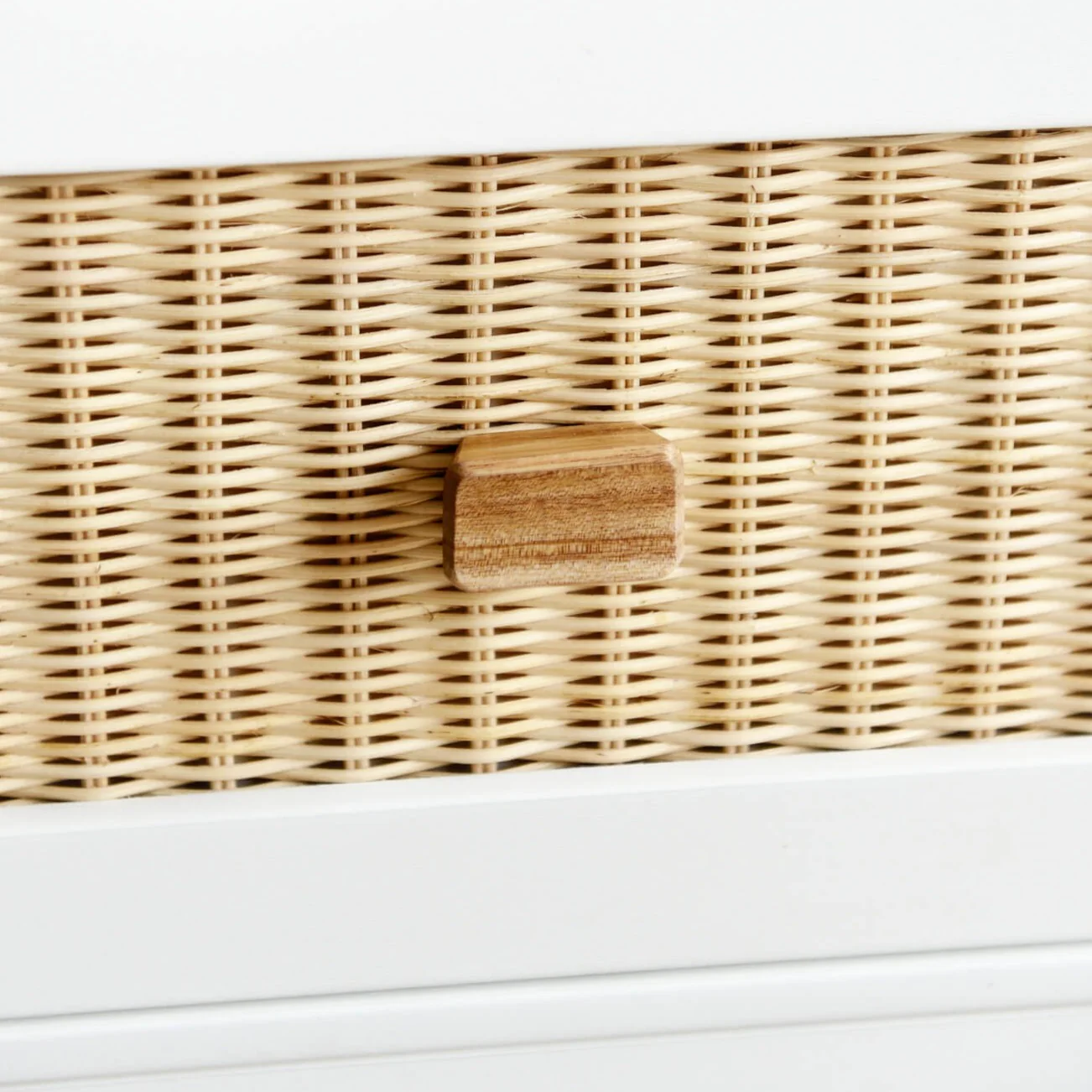 Marelia Chest of Drawers - White - Image 8