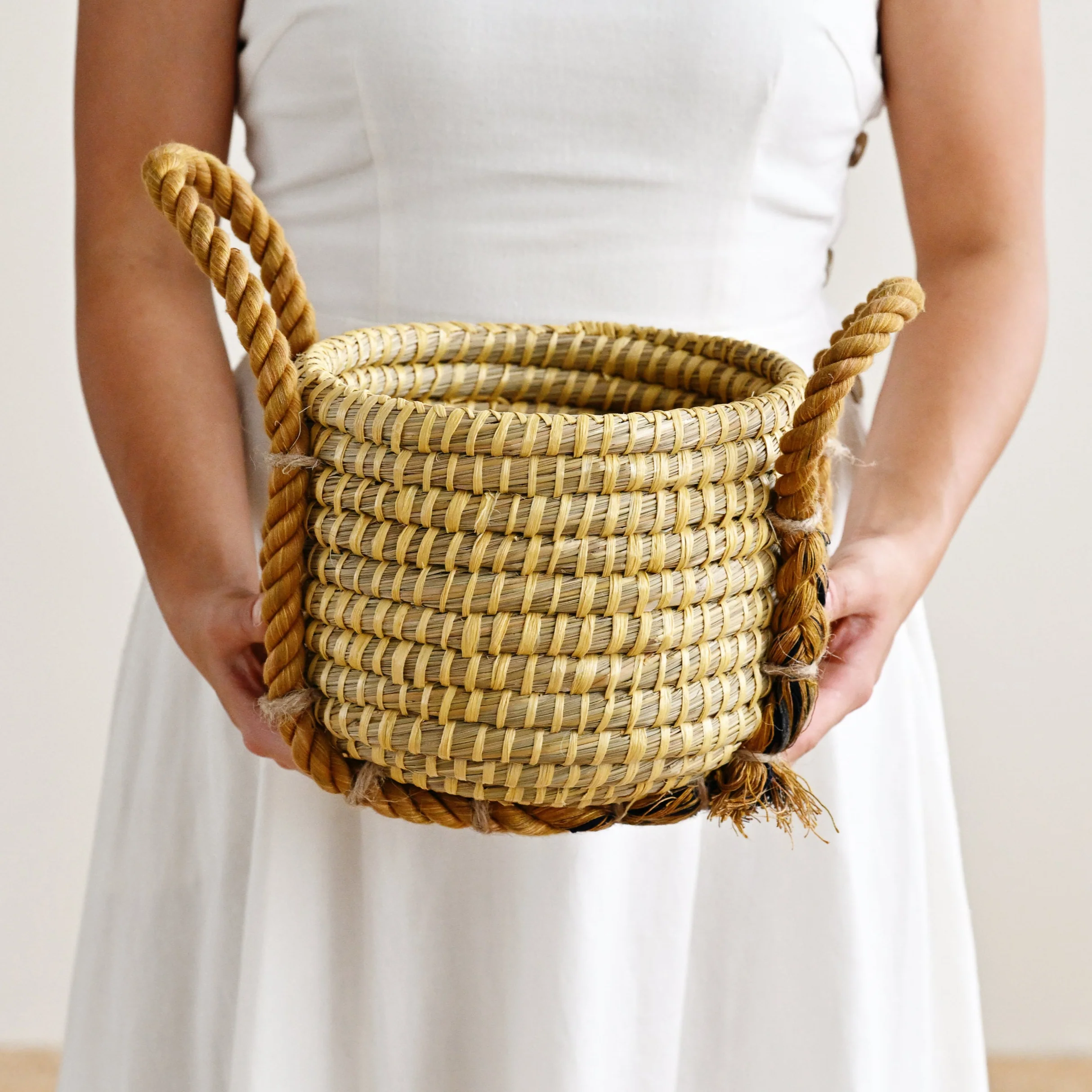 Marina Rope Handle Basket - Image 7