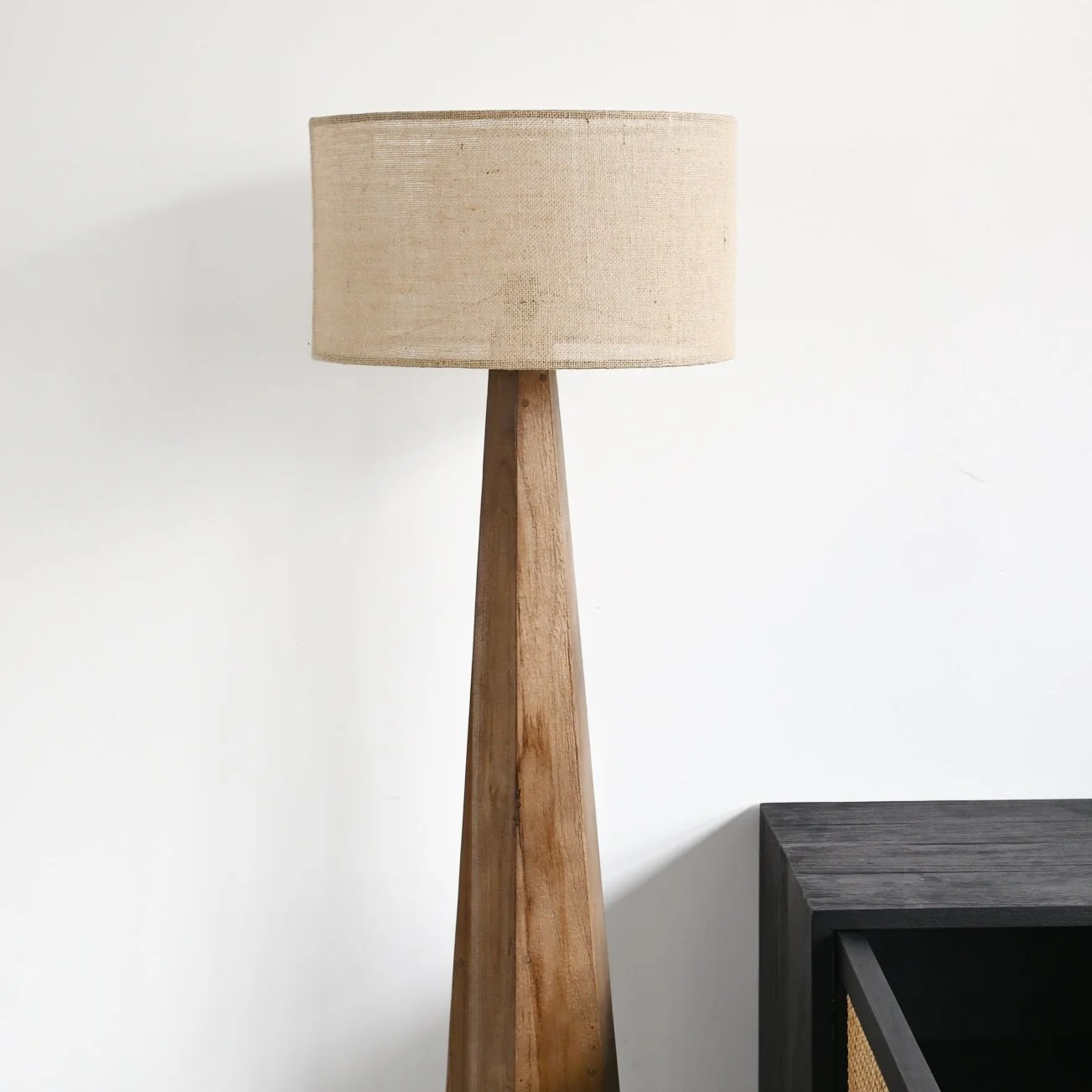 Montigo Floor Lamp - Image 3