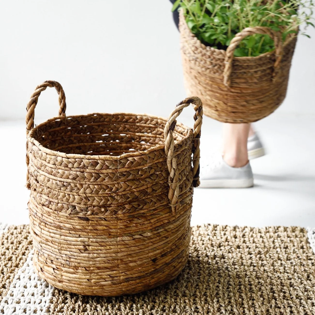 Natural Woven Banana Leaf Basket - Image 4