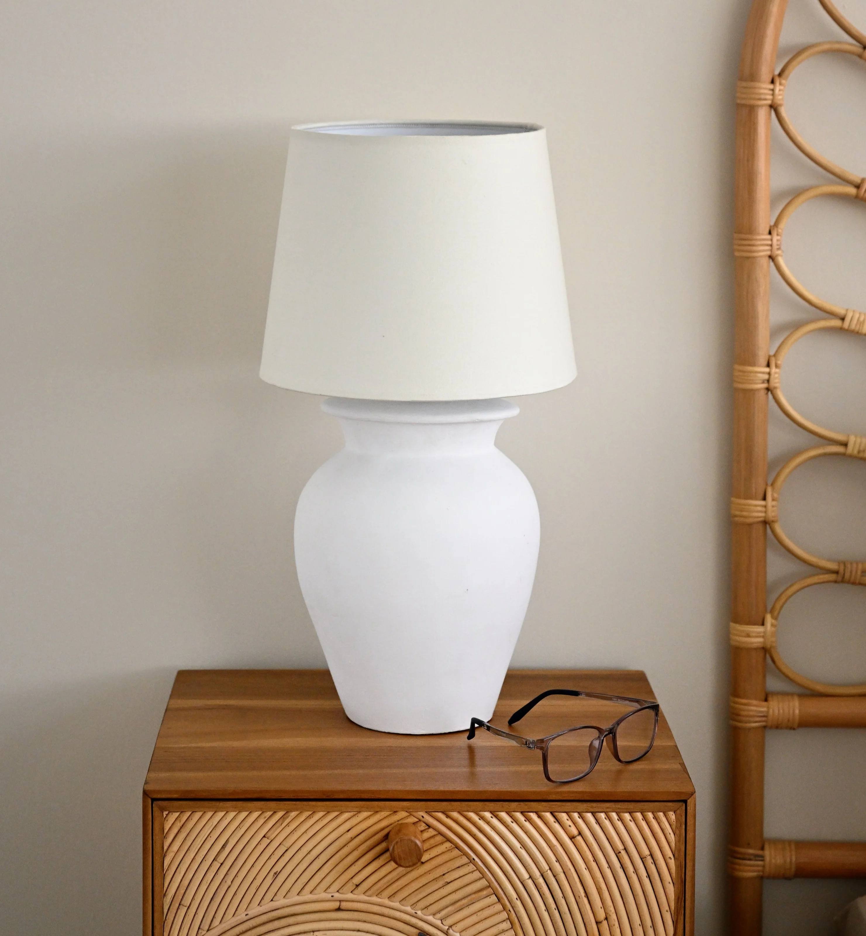 White Nusa Lamp - Image 9