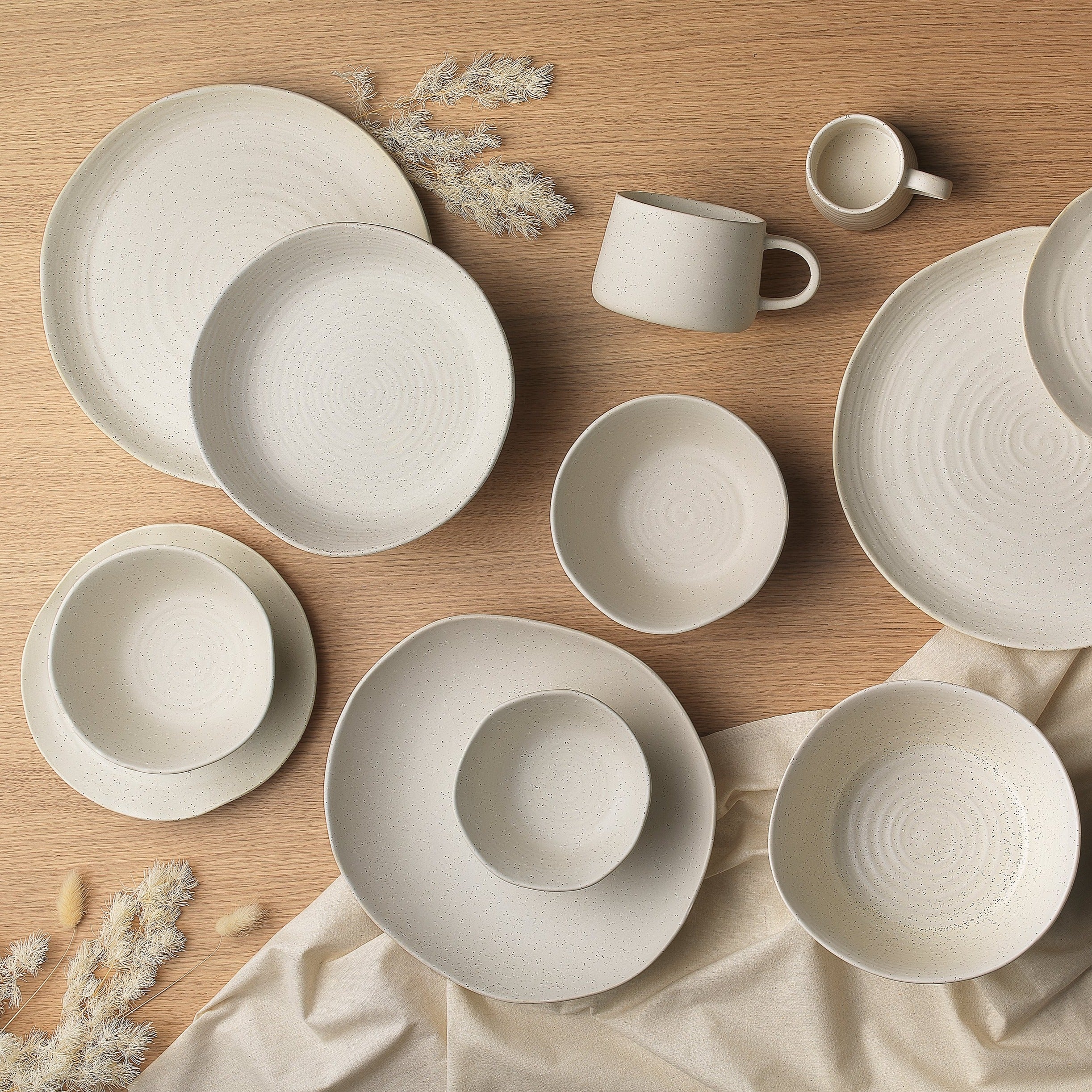 Ottawa Calico Dinner Set (12 Pcs) - Image 4