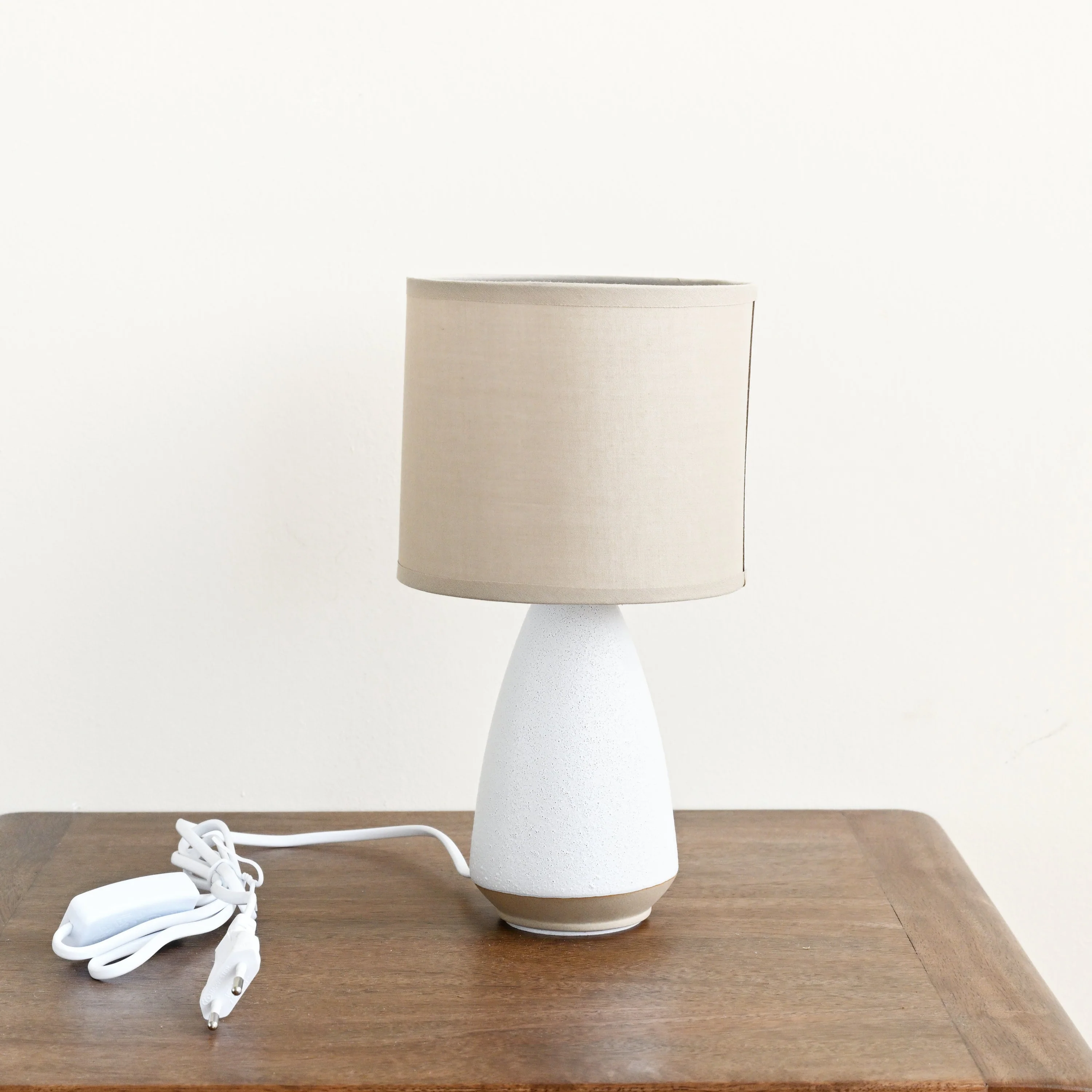 Paprica Table Lamp - White - Image 2