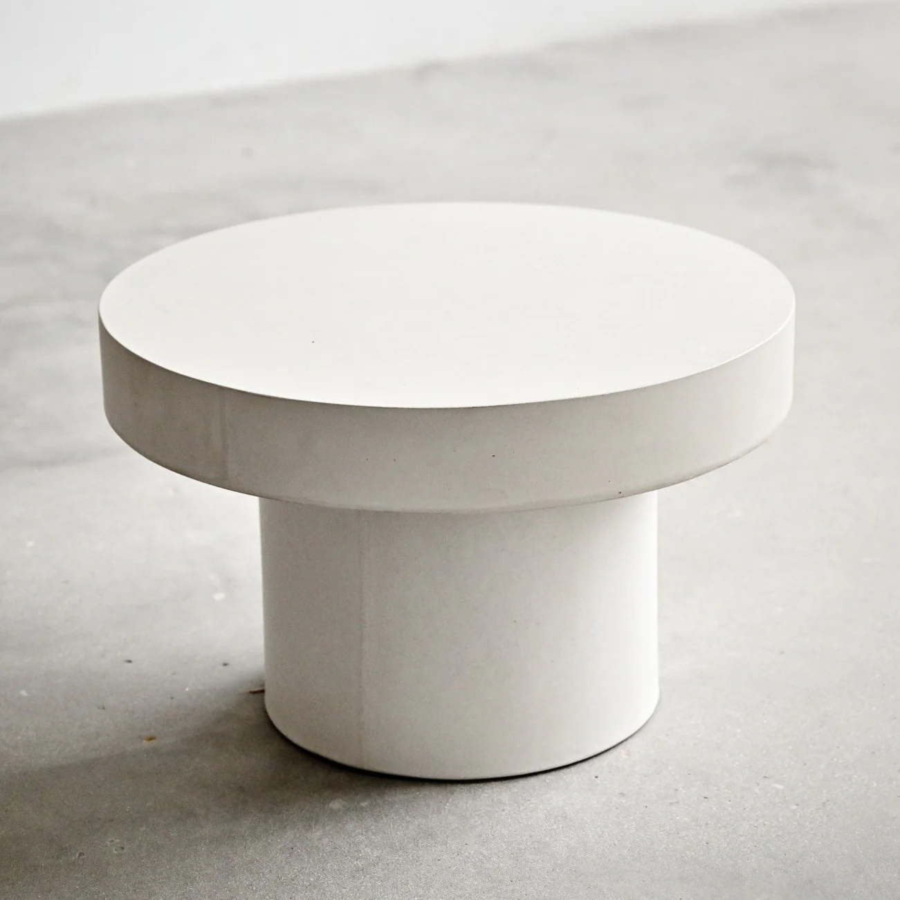 Pedestal Concrete Coffee Table - White - Image 3