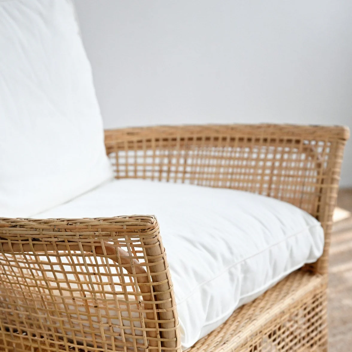 Peel Lounge Chair - Image 9