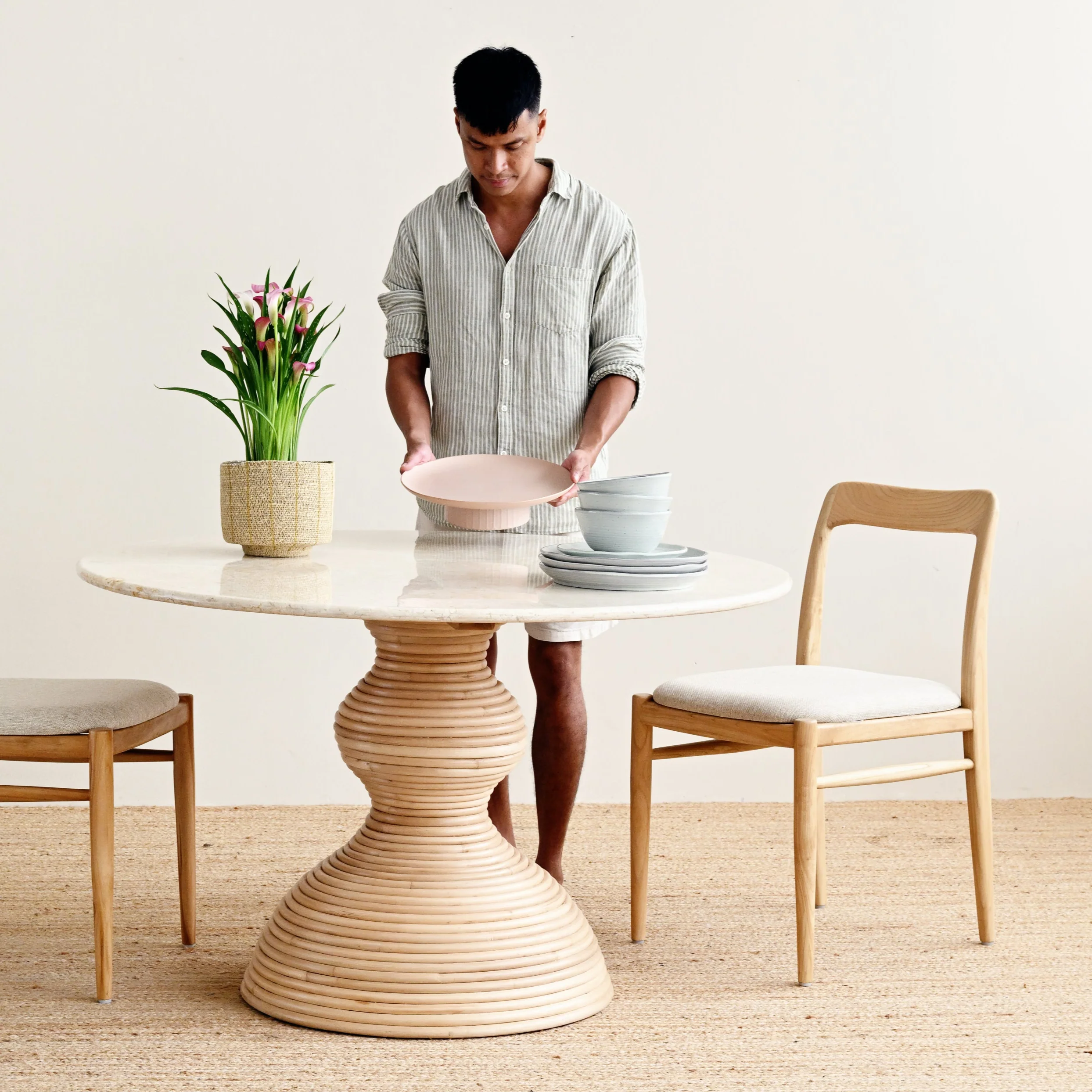 Portsea Blush Footed Cake Stand - Image 2