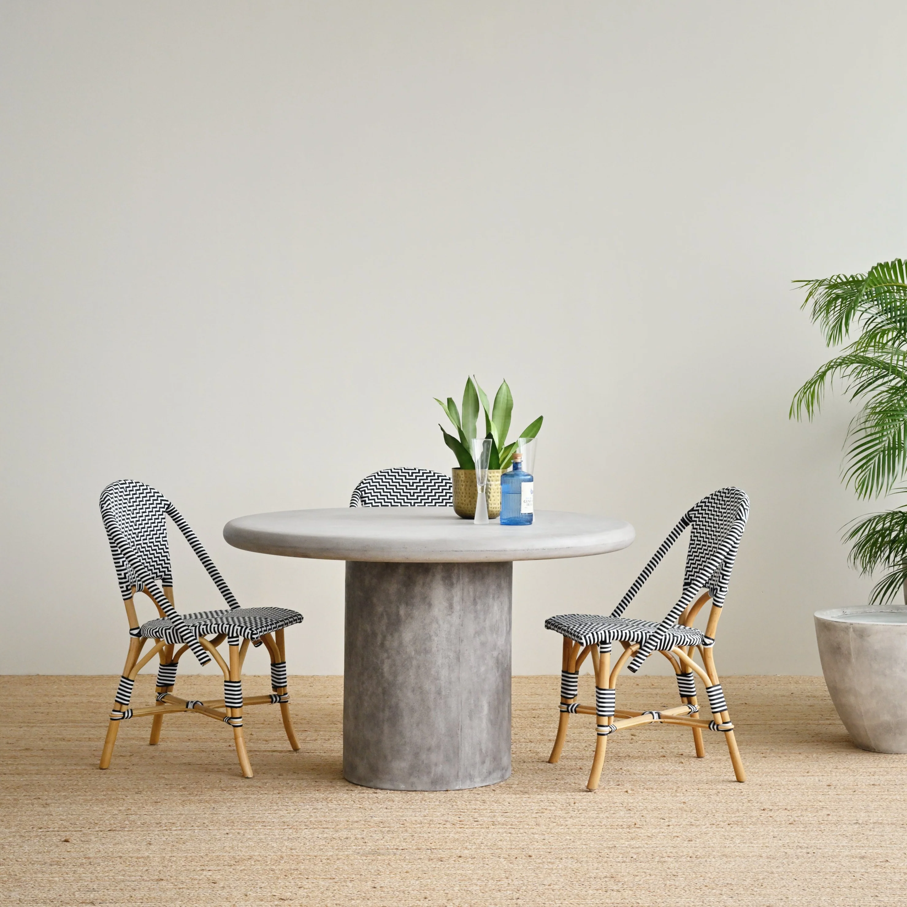 Rhodes Dining Table - Grey - Image 4
