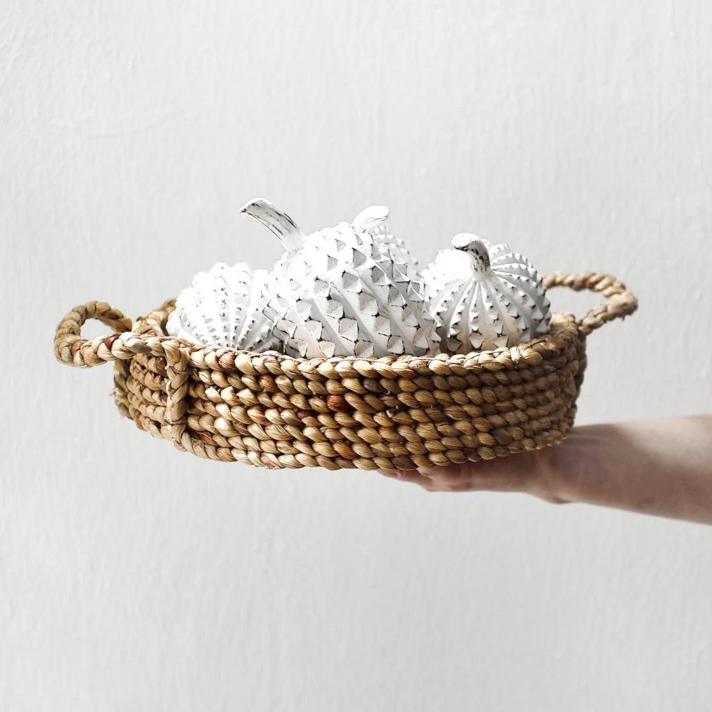 Round Banana Leaf Tray with Handles - Image 2