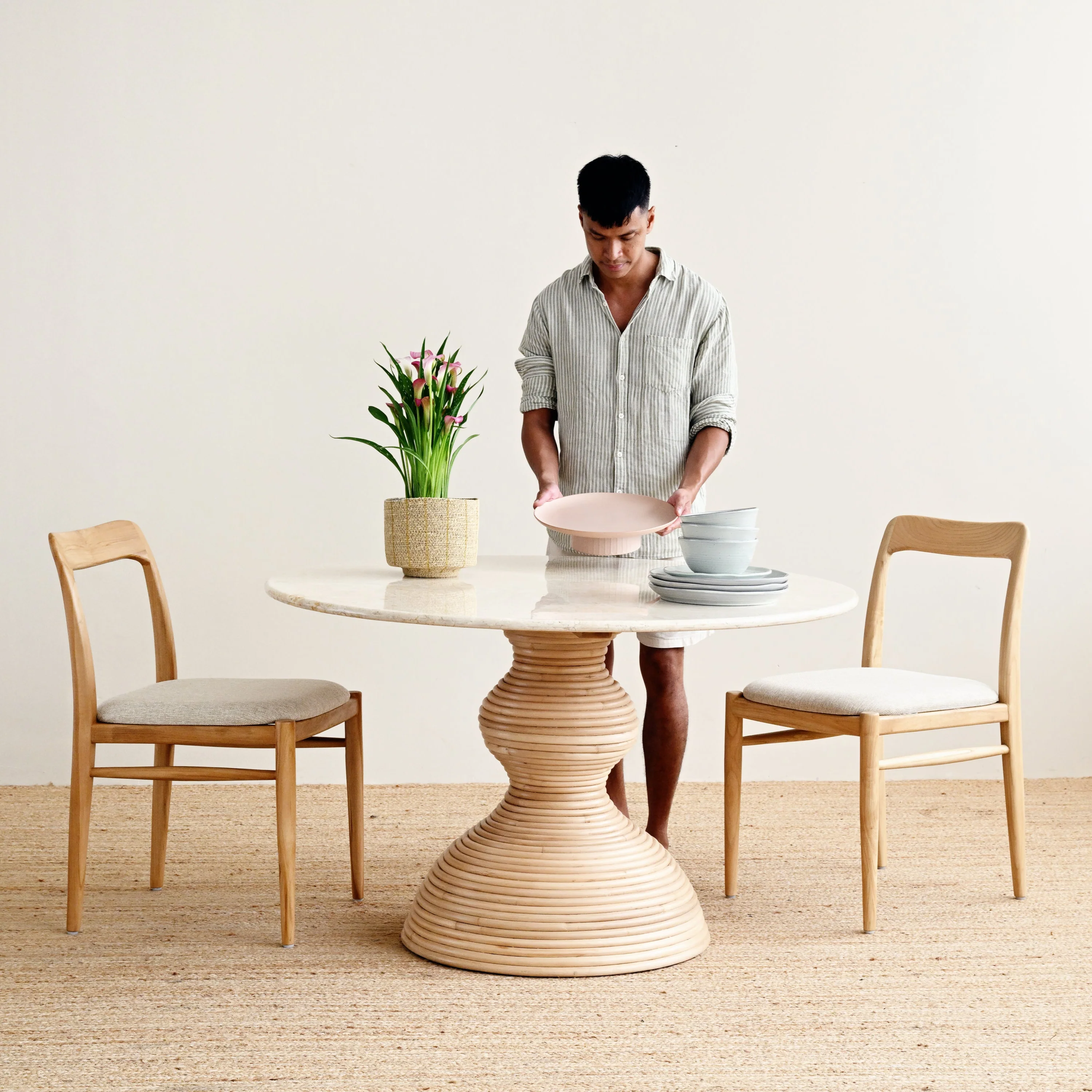 Round Marble Dining Table - 120cm - Image 2
