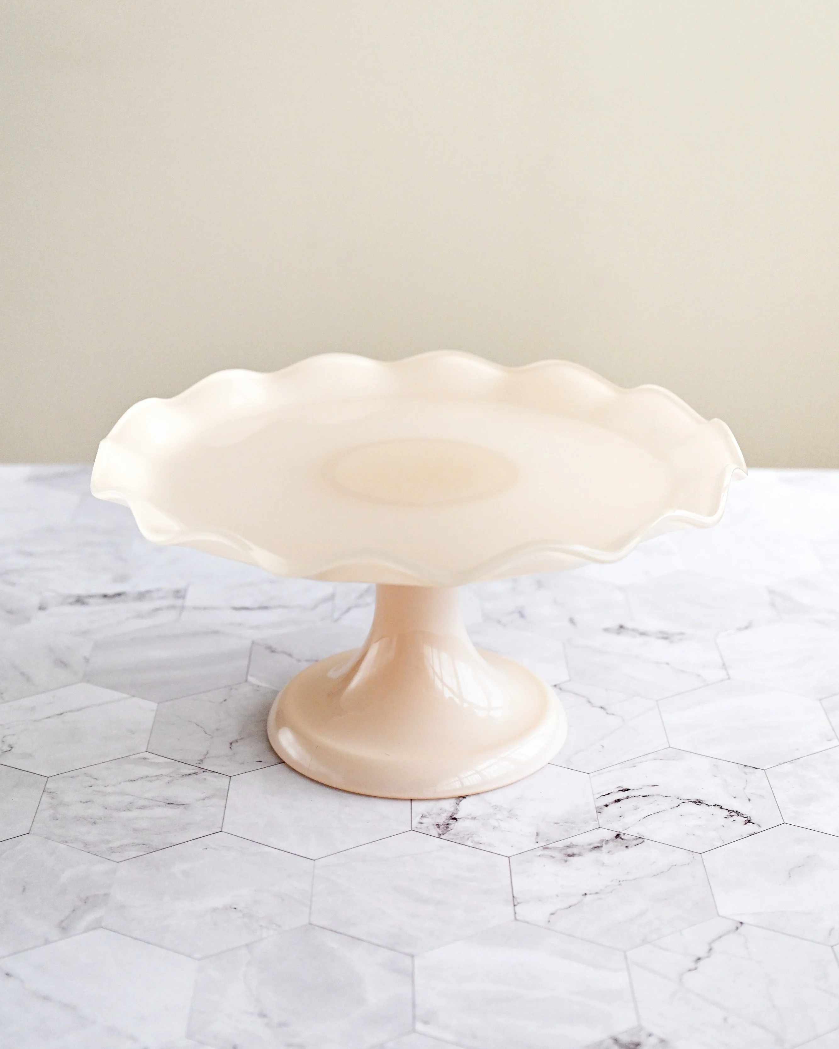 Ruffle Cake Stand 26cm - Pink Salt - Image 2