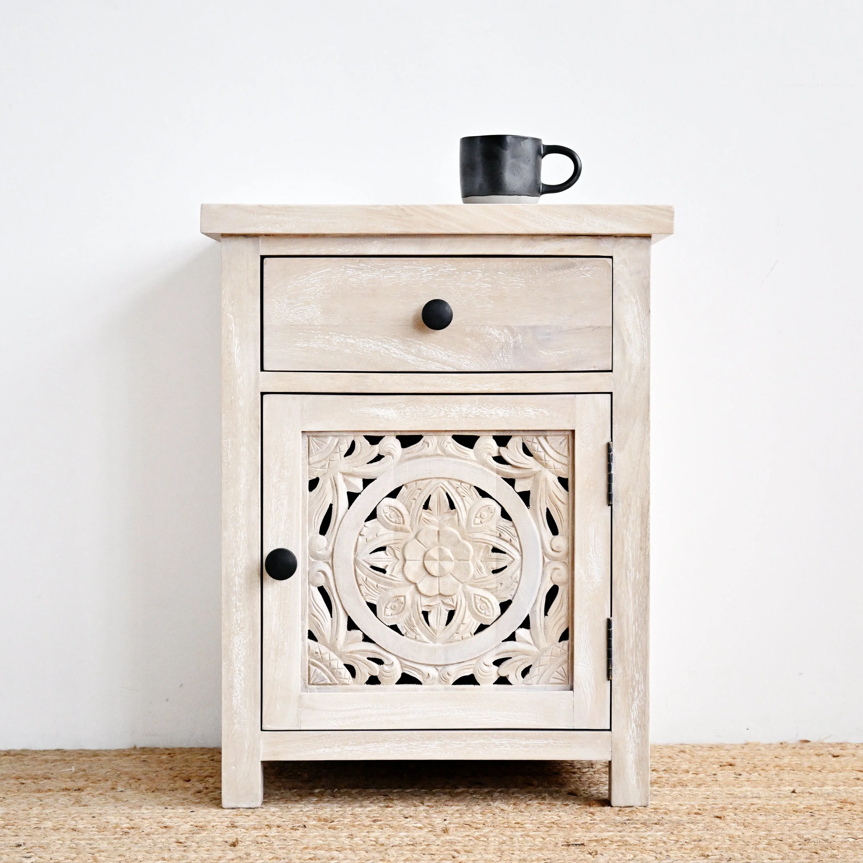 Small Kuno Bedside Table - White Wash - Image 6