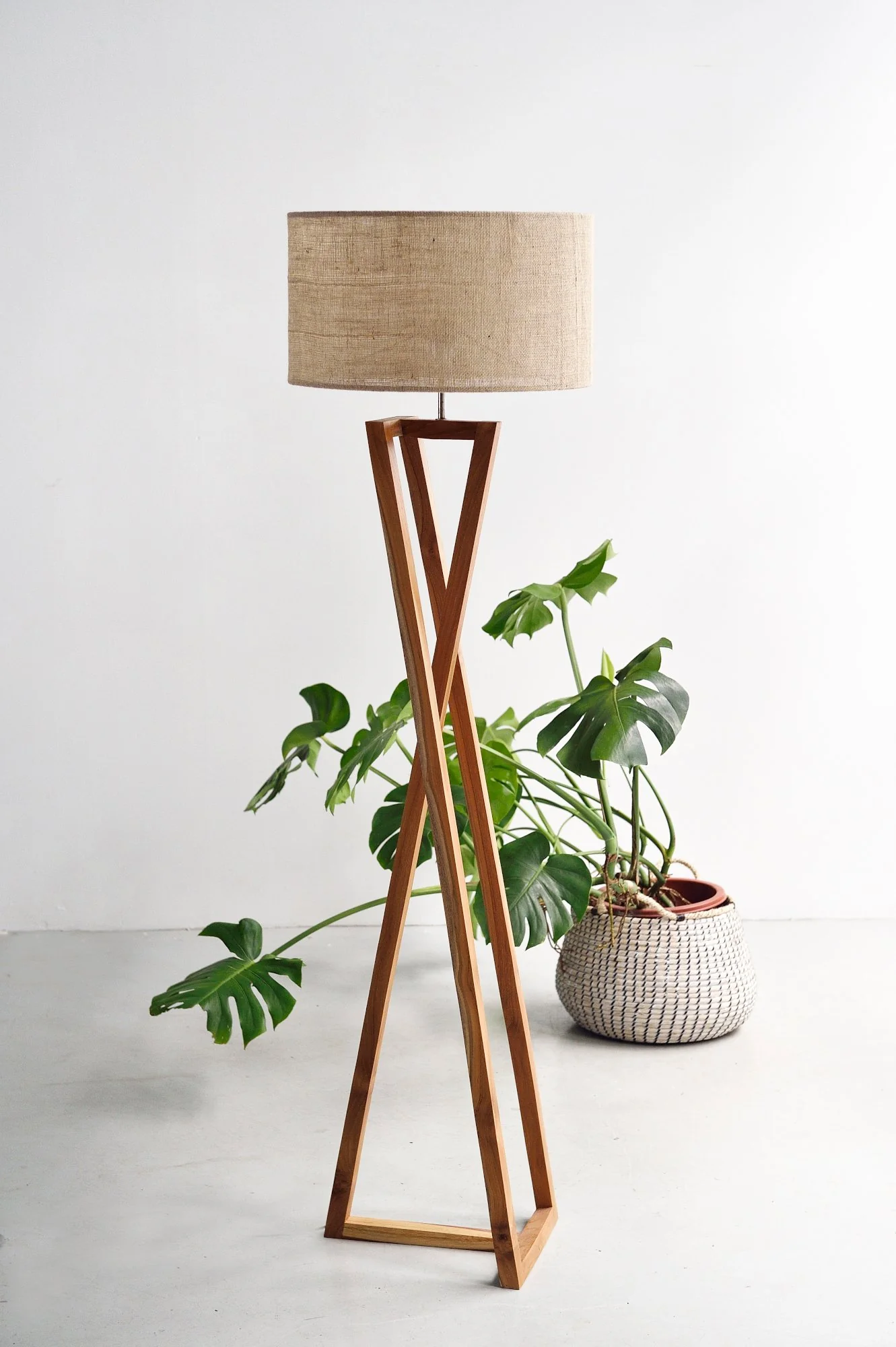 Tripod Standing Lamp - Image 7