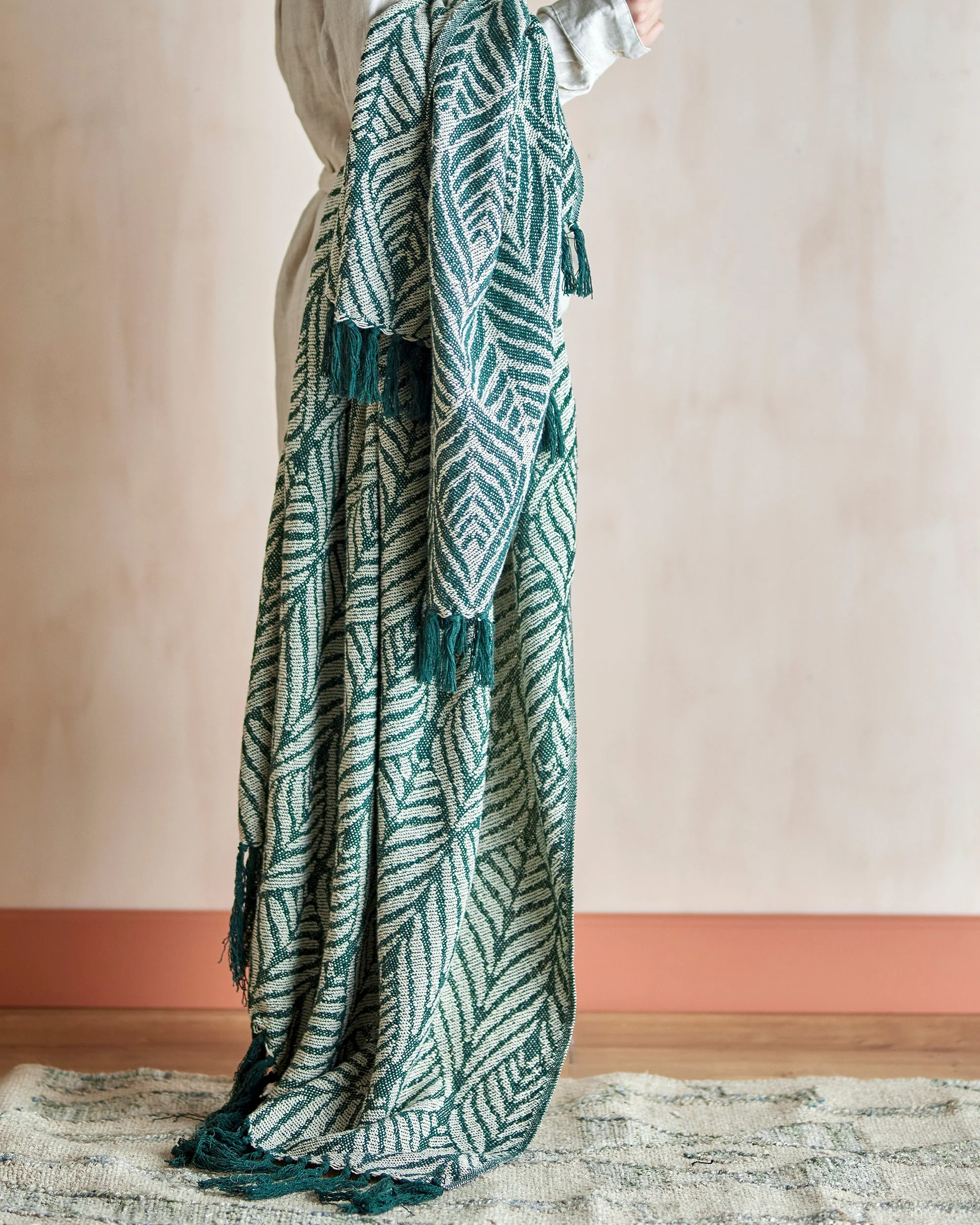 Ugento Throw - Image 3