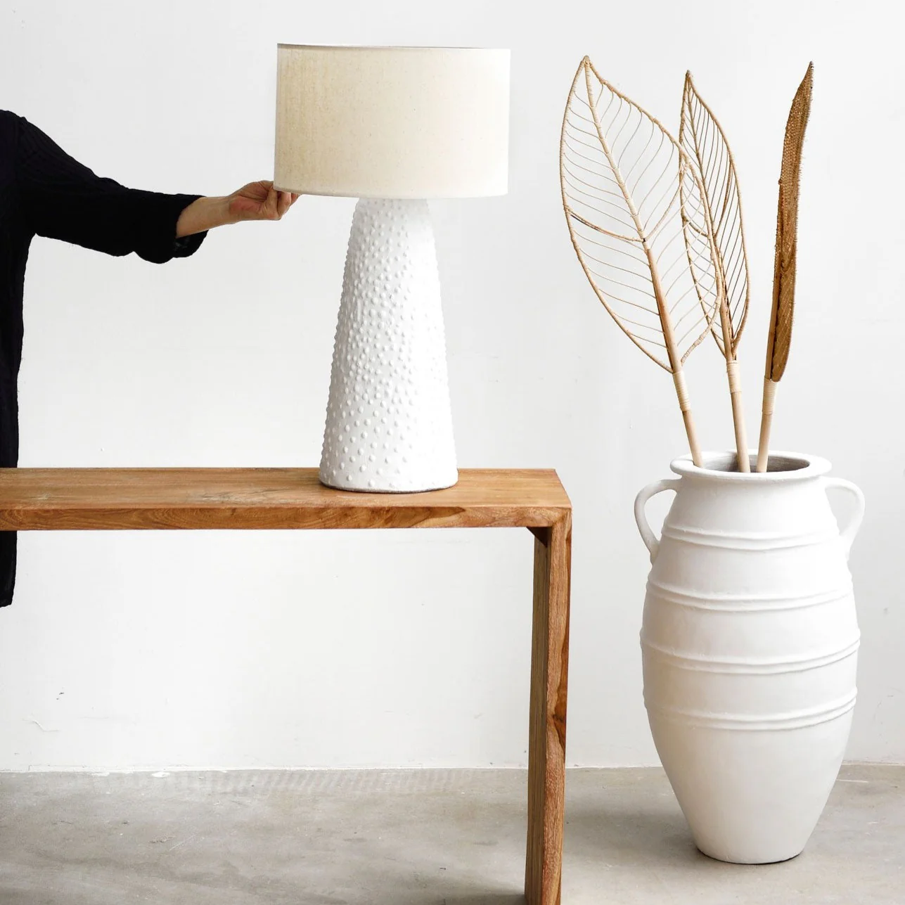 White Pottery Lamp - Image 4